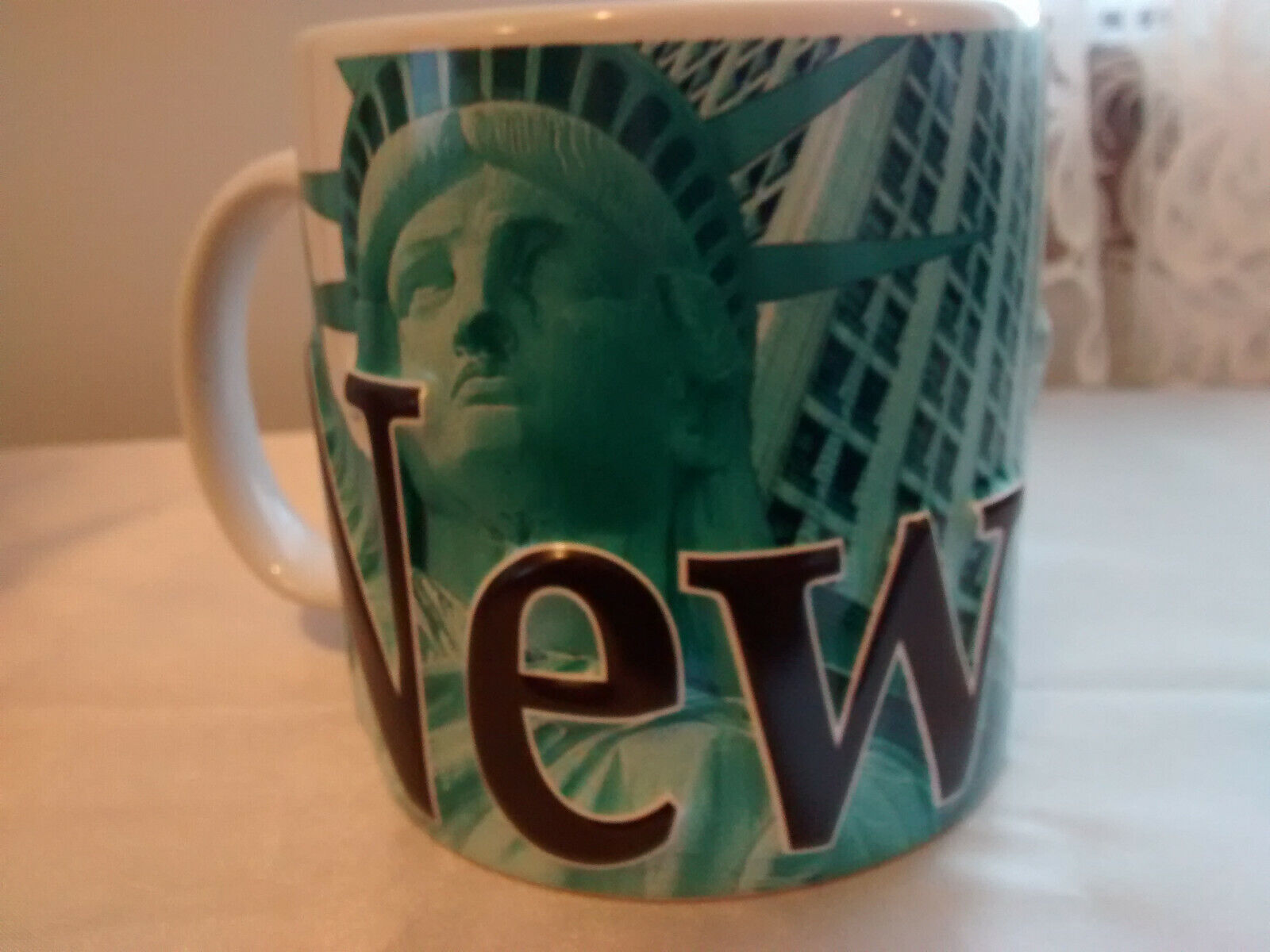 New York Coffee Tea Cocoa Cup Mug Wall St Embossed 3D Homeware Americaware 2006