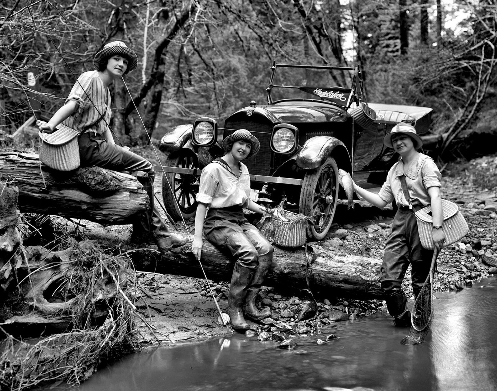 1919 GIRLS FLY FISHING & Their Vintage Studebaker 8.5x11 PHOTO