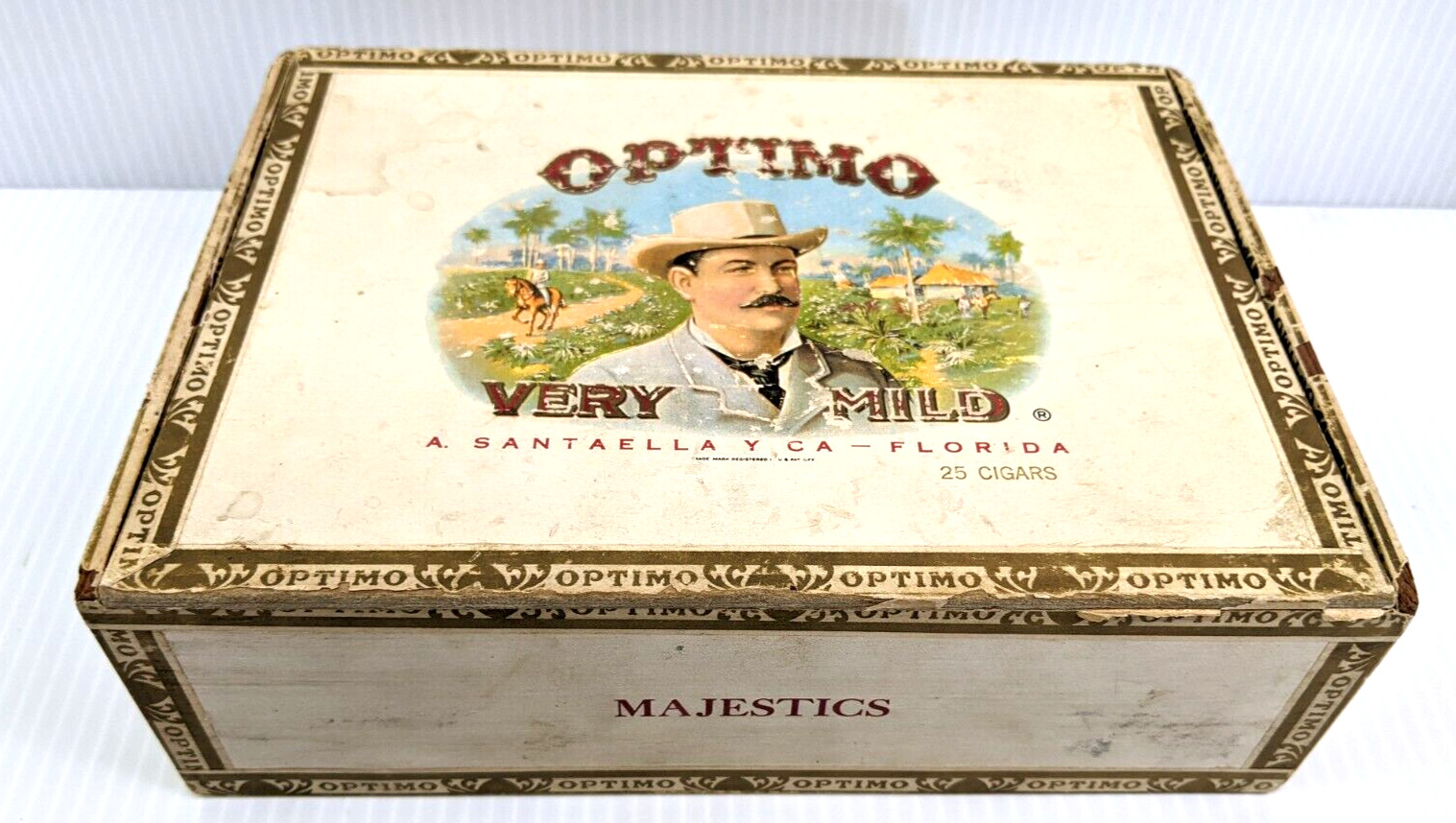 Vintage Cigar Box \'Optimo Majestics Very Mild\' 9.0\