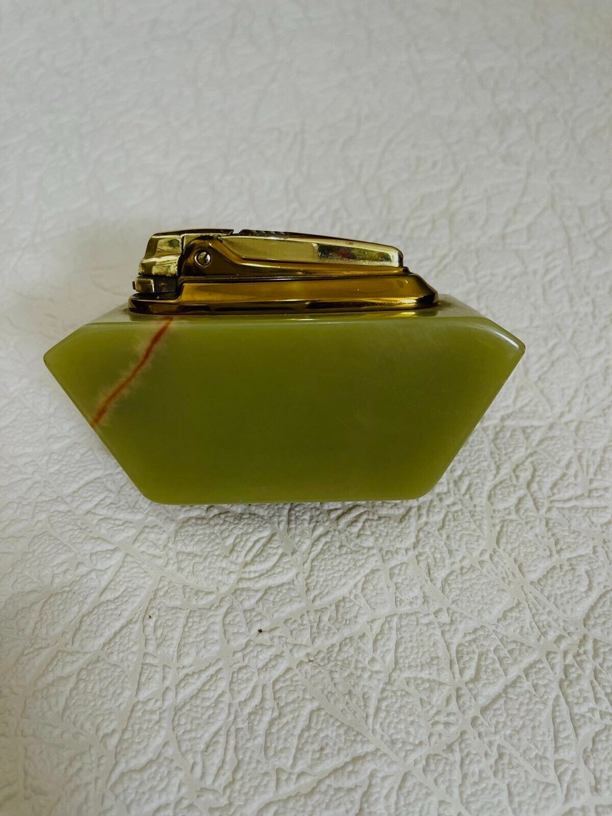 Vintage Onyx Ronson Empress Varaflame Table Lighter