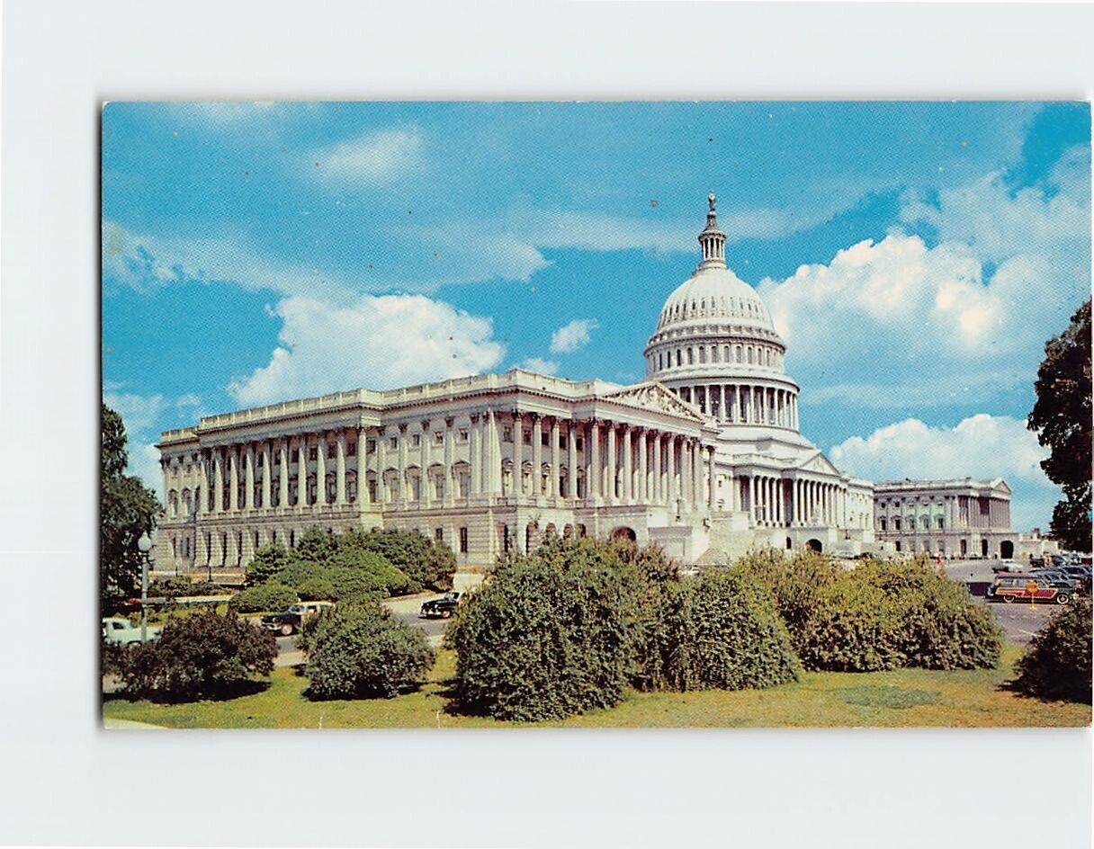 Postcard The United States Capitol Washington District of Columbia USA