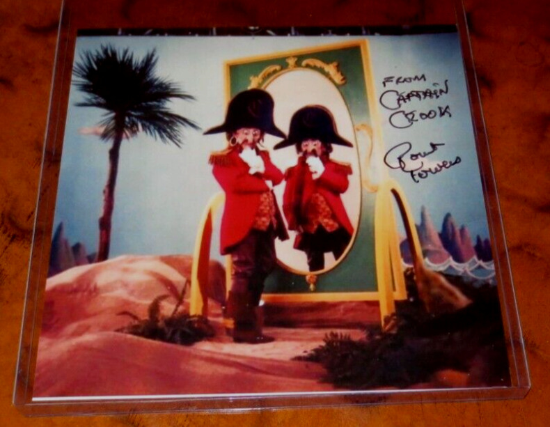 Robert Towers as Captain Crook in McDonalds TV Ads signed autographed photo 
