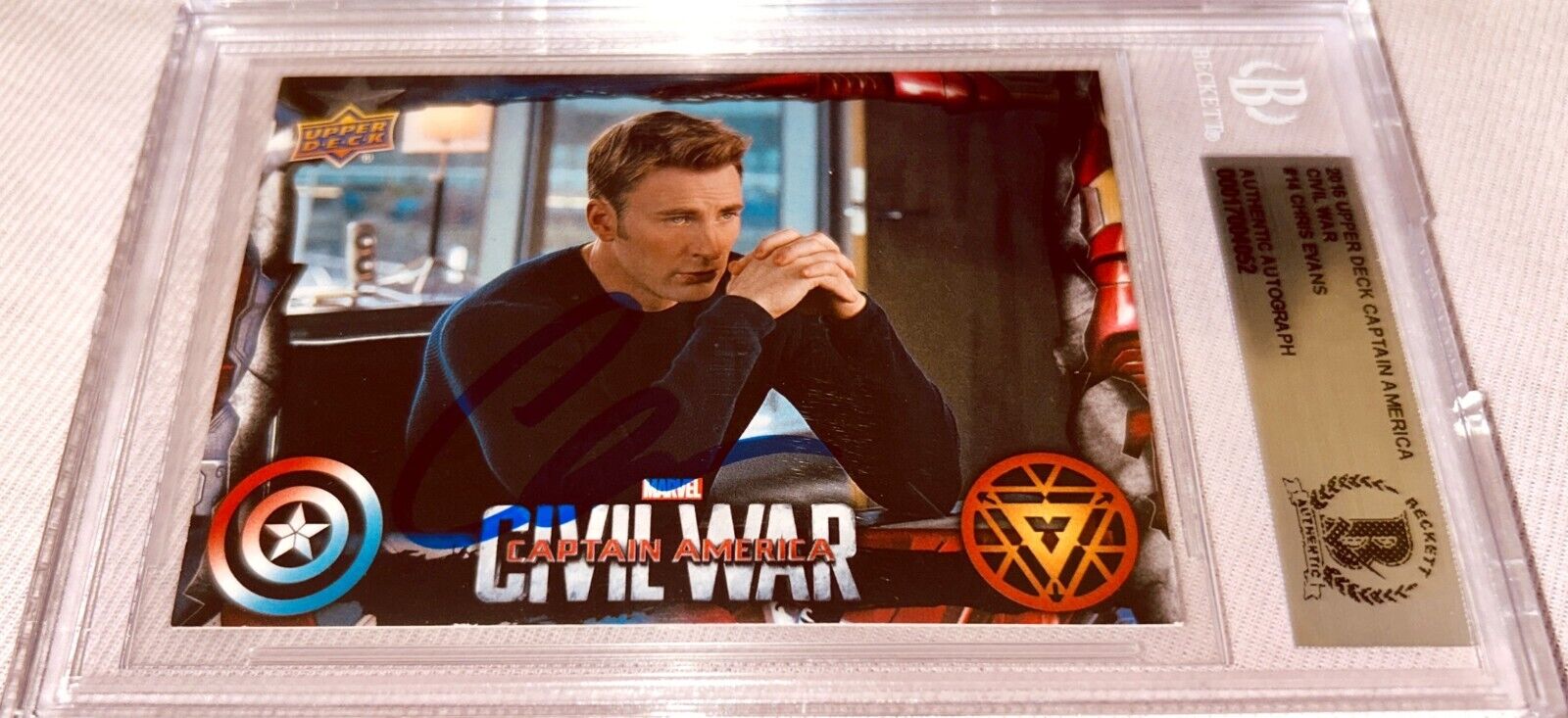 Chris Evans autograph signed Captain America Civil War 2016 Upper Deck card BAS