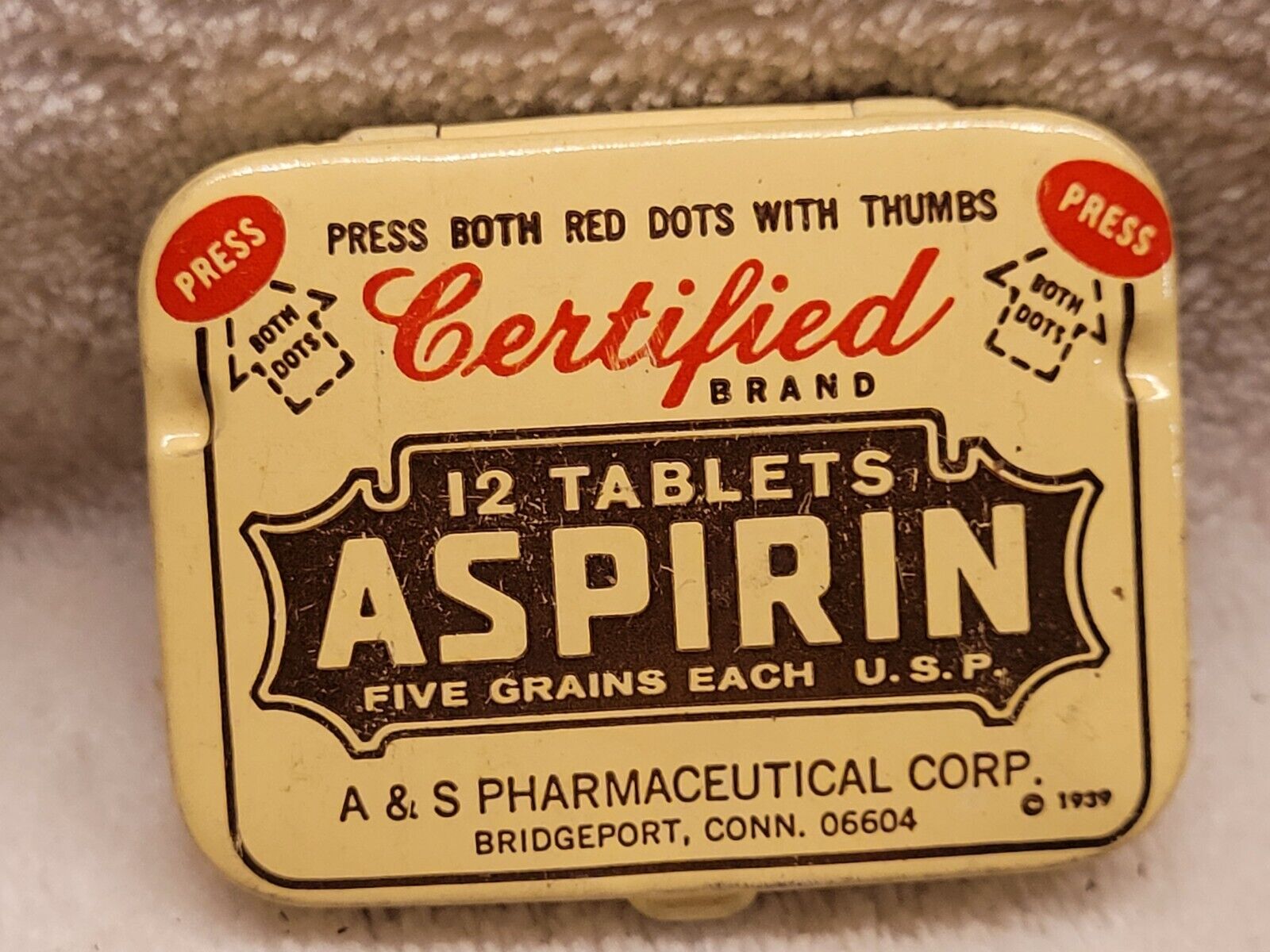 Vintage Empty Certified Brand 12 Tablets Aspirin A & S Pharmaceuticals Corp Tin