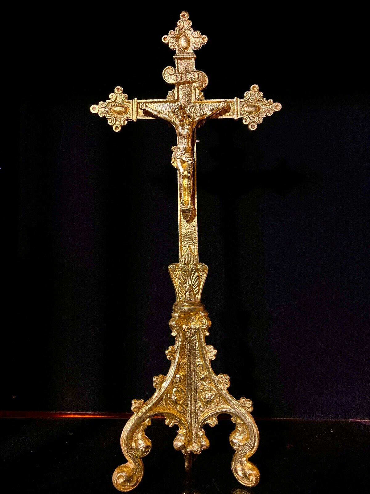 Antique Cast Metal Brass Crucifix Alter Free Standing  Base Ornate Legs 12” X 6”