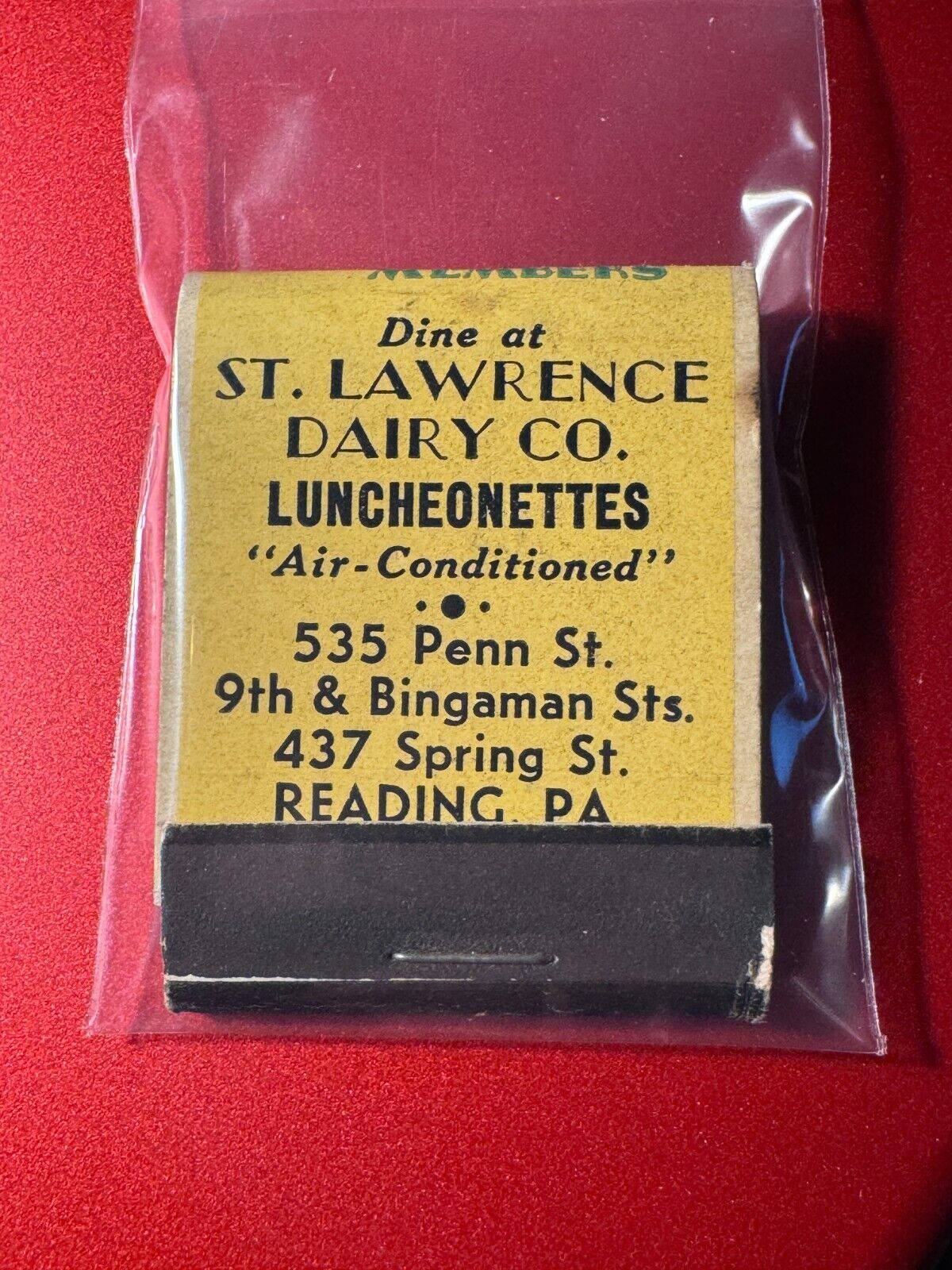 MATCHBOOK - ST. LAWRENCE DAIRY CO - READING, PA - UNSTRUCK
