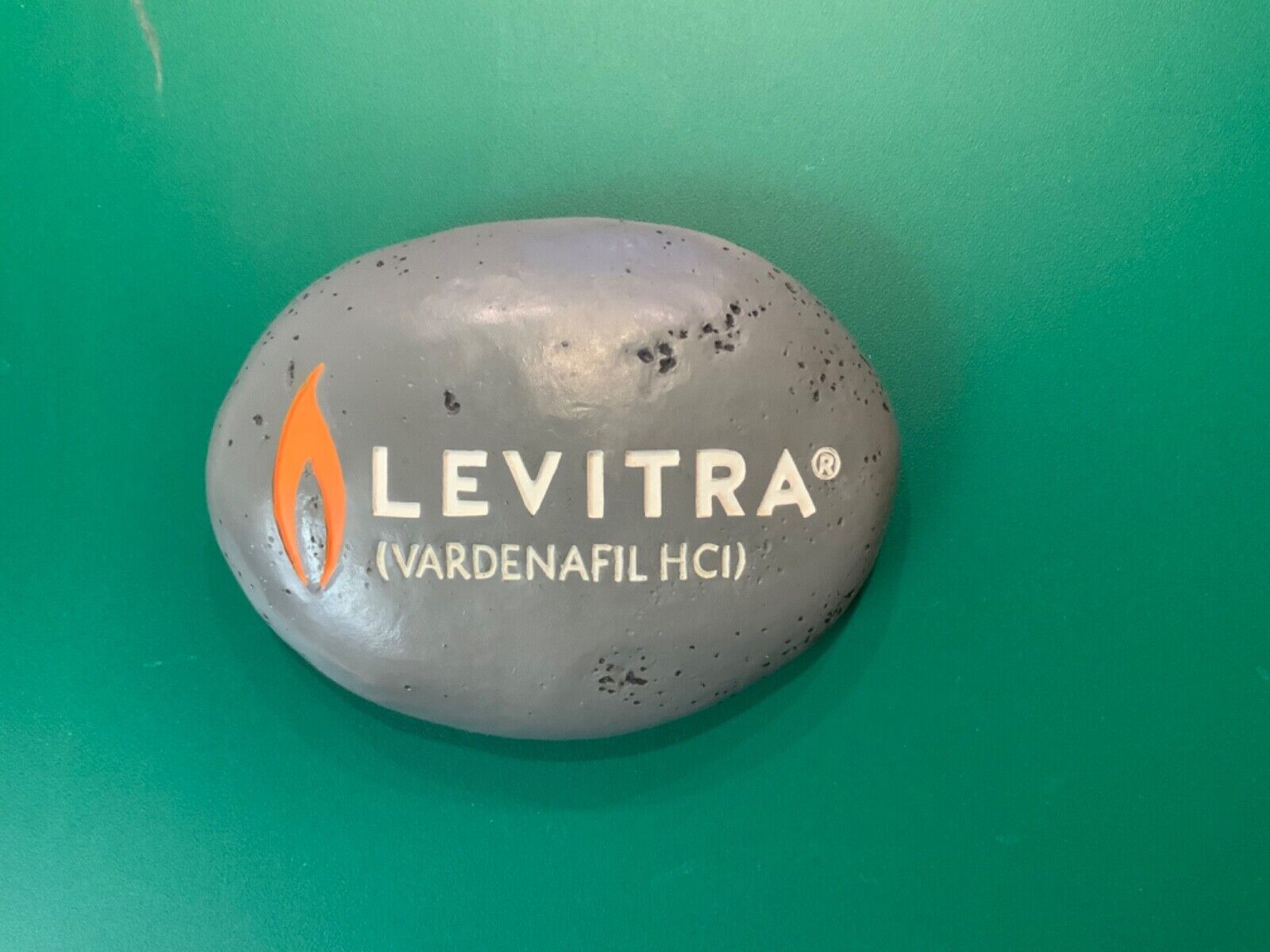 LEVITRA PAPERWEIGHT - PHARMACEUTICAL DRUG REP COLLECTIBLE - Very Rare find