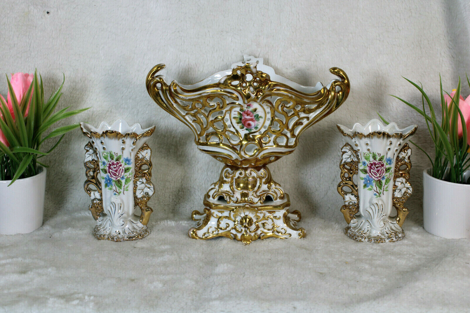 Antique set vieux paris porcelain mantel Vases centerpiece 
