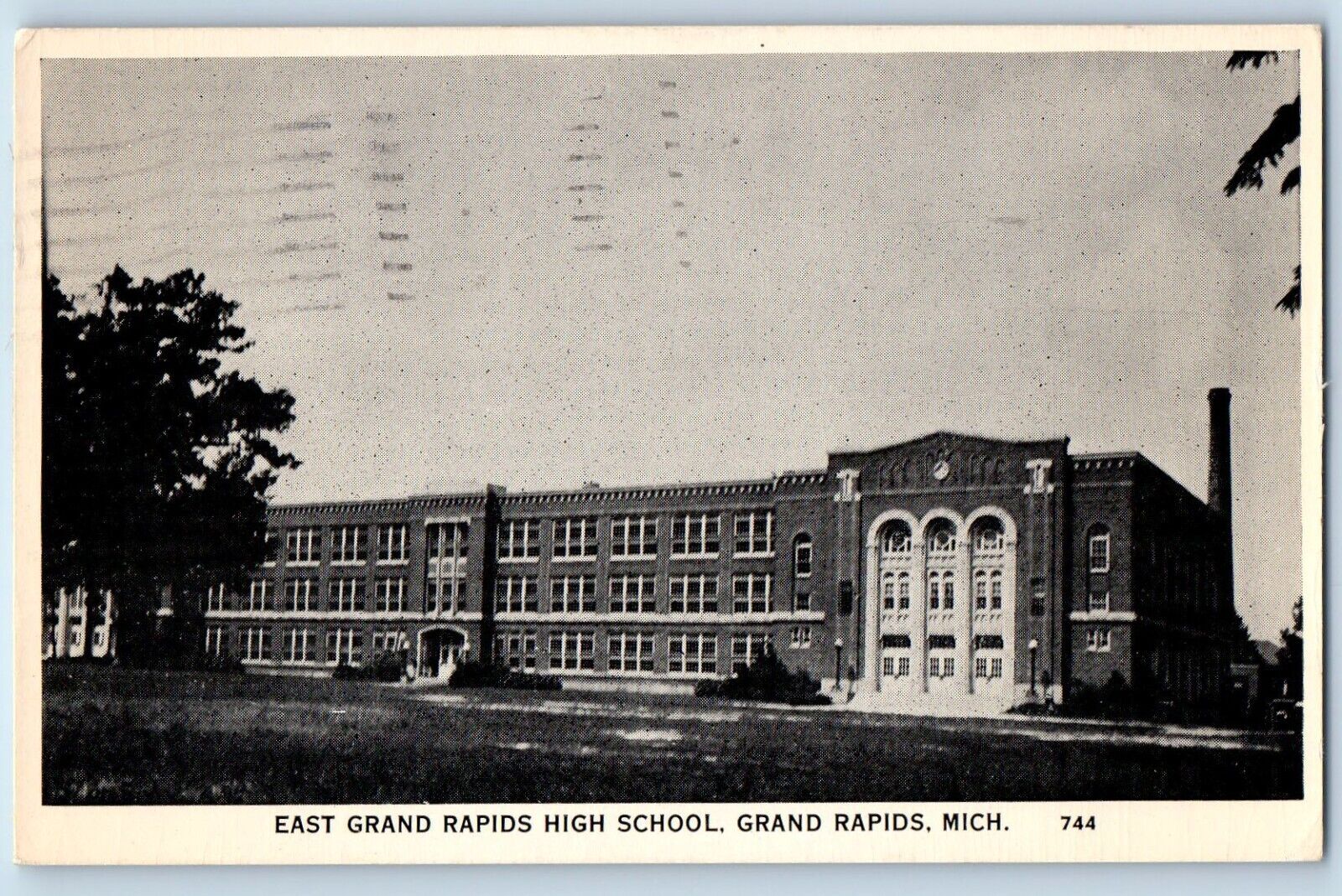 Grand Rapids Michigan MI Postcard East Grand Rapids High School Exterior c1938
