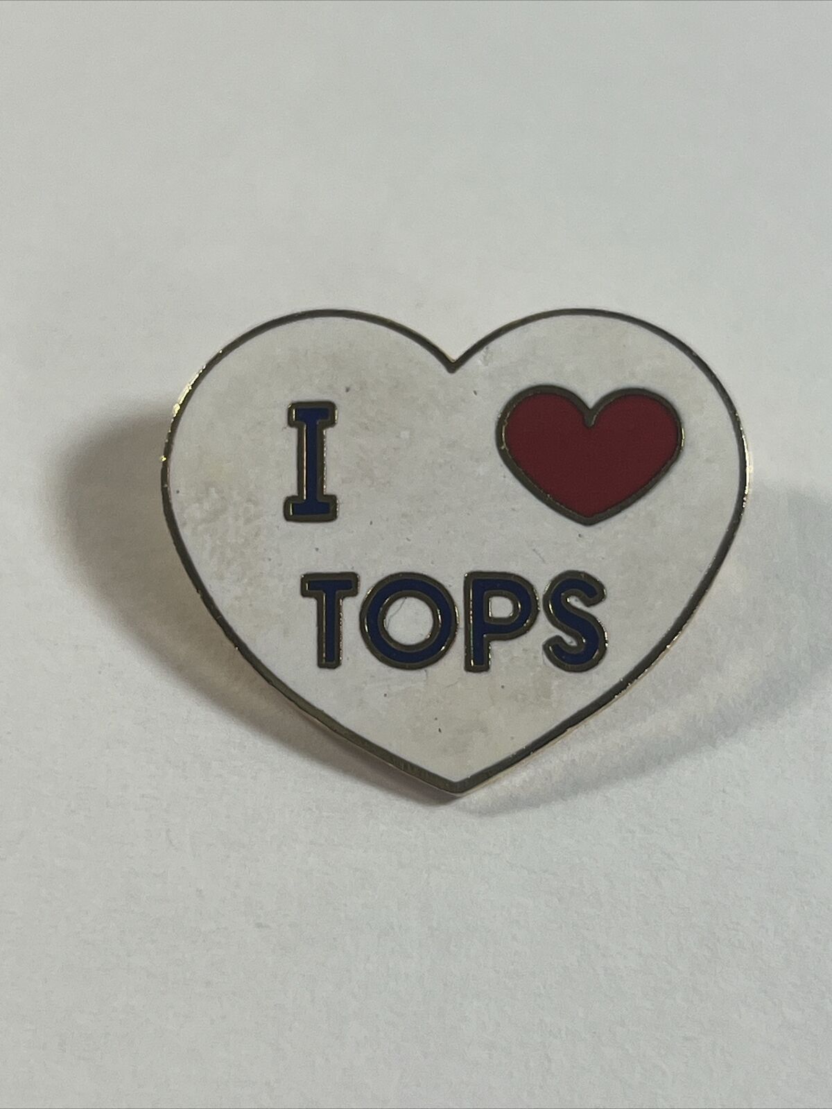Heart Shaped I Love Tops Collectible Souvenir Lapel Pin