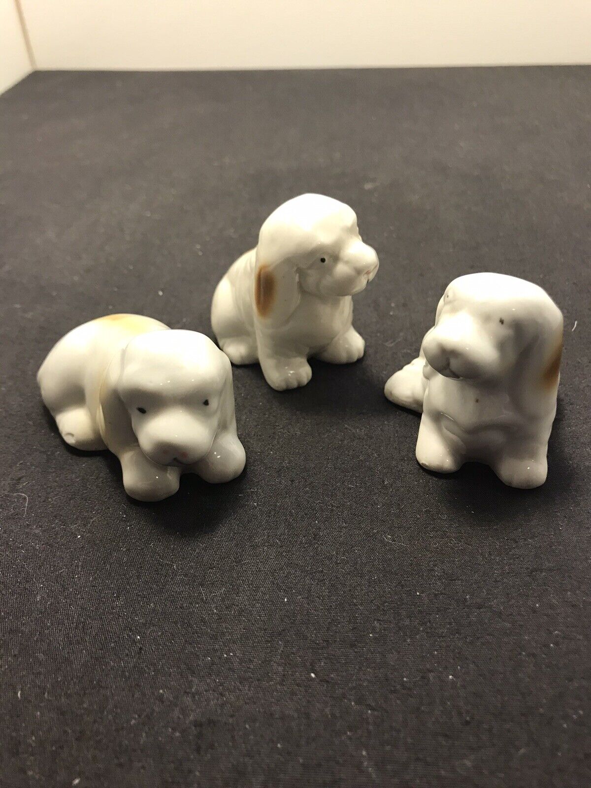 Vtg Three Ceramic Bassett Hound Puppies 2 1/2