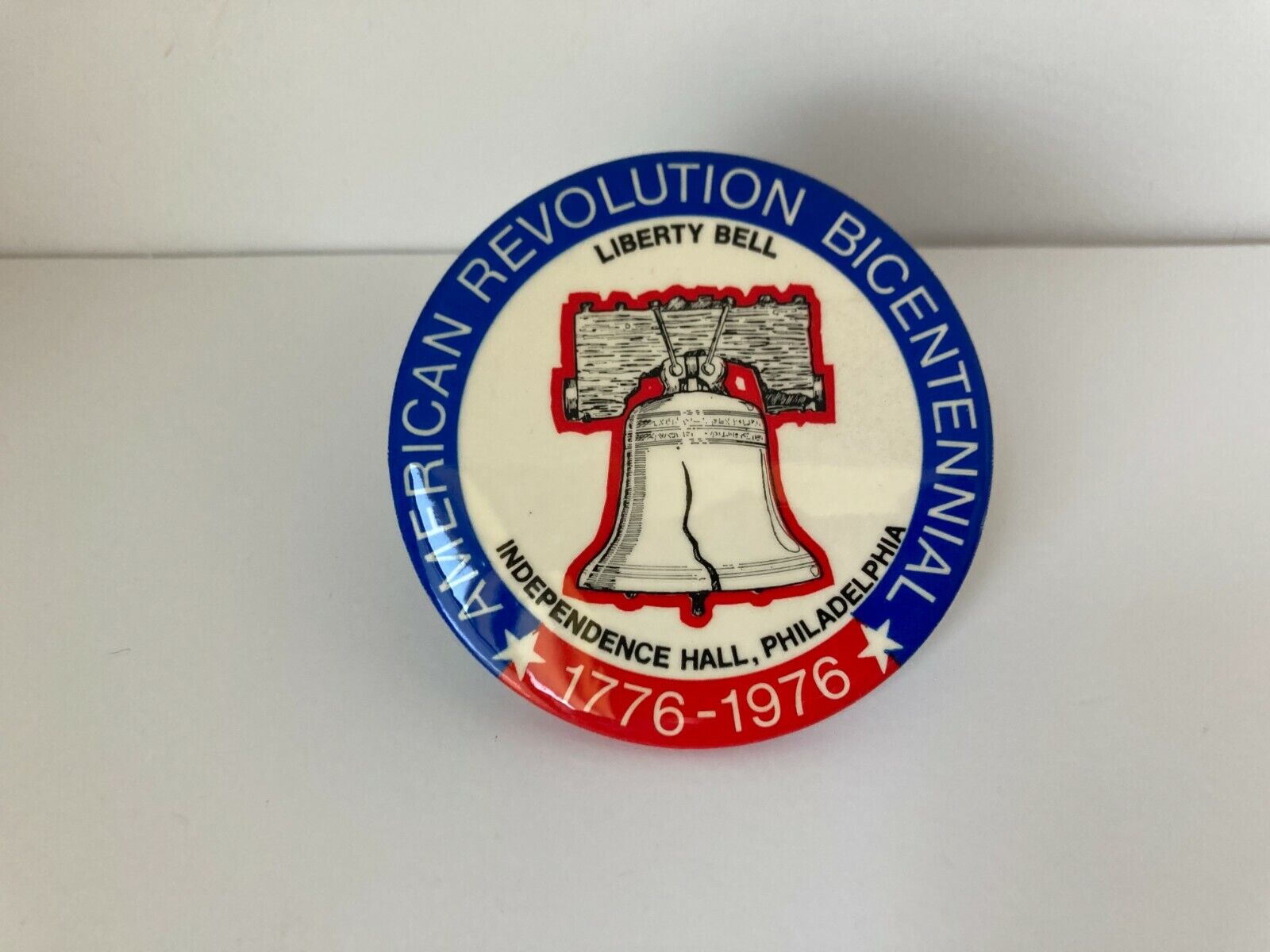 Vintage American Bicentennial 1776-1976 Liberty Bell Pinback