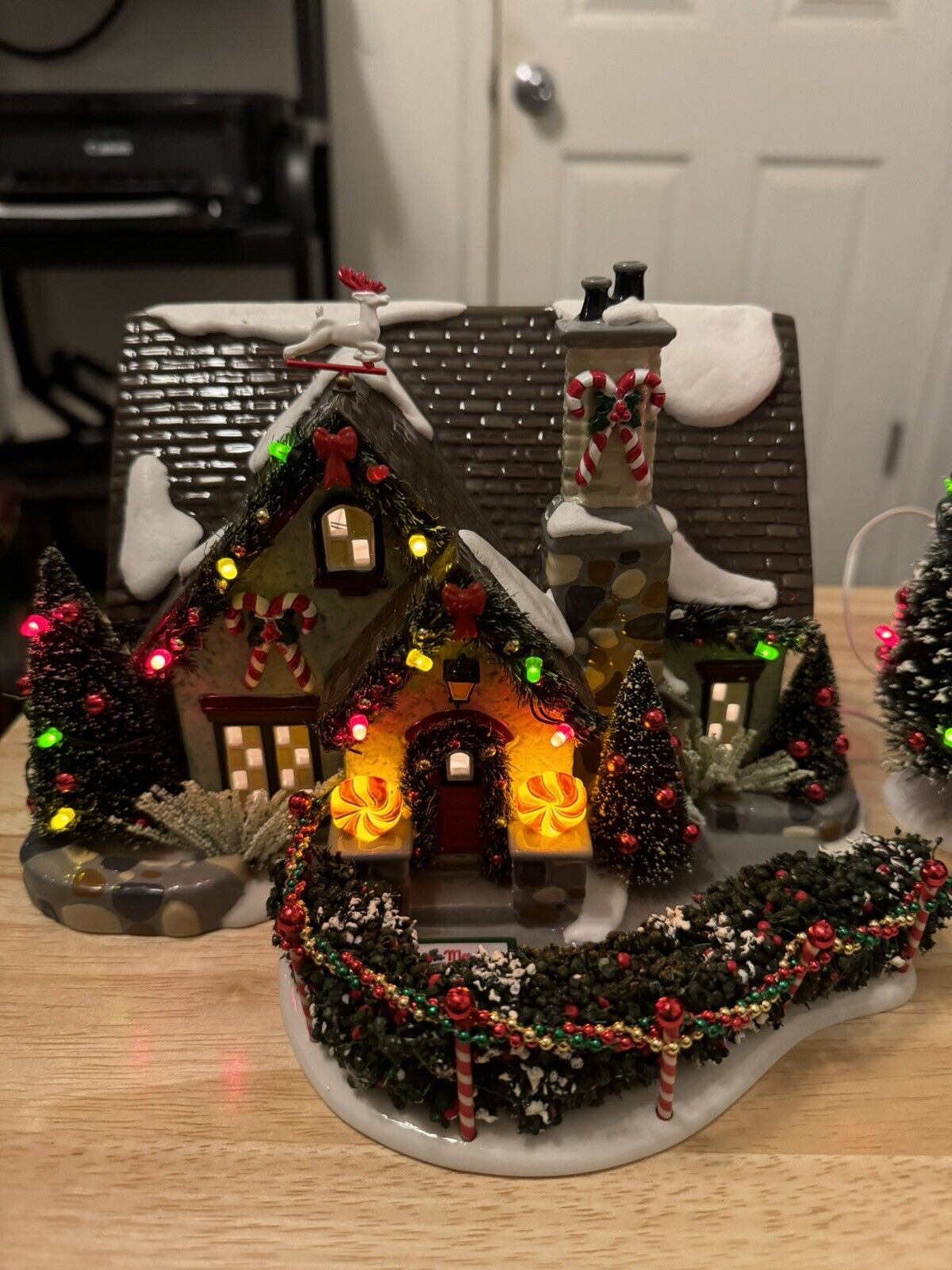 Dept 56 Snow Village - The Peppermint House - Christmas Lane