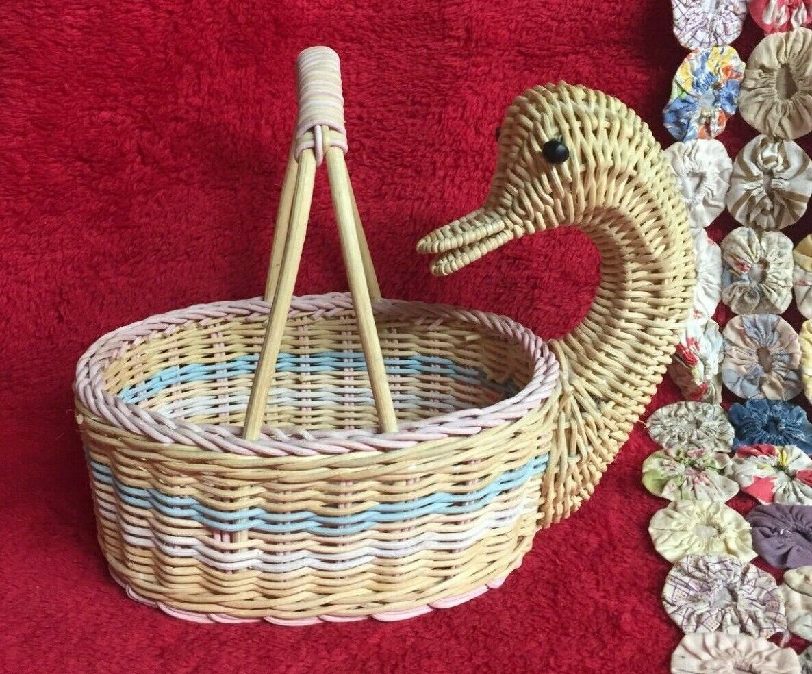 Woven Wicker Pastel Basket in Duck or Goose Body Shape Basket with Handle 