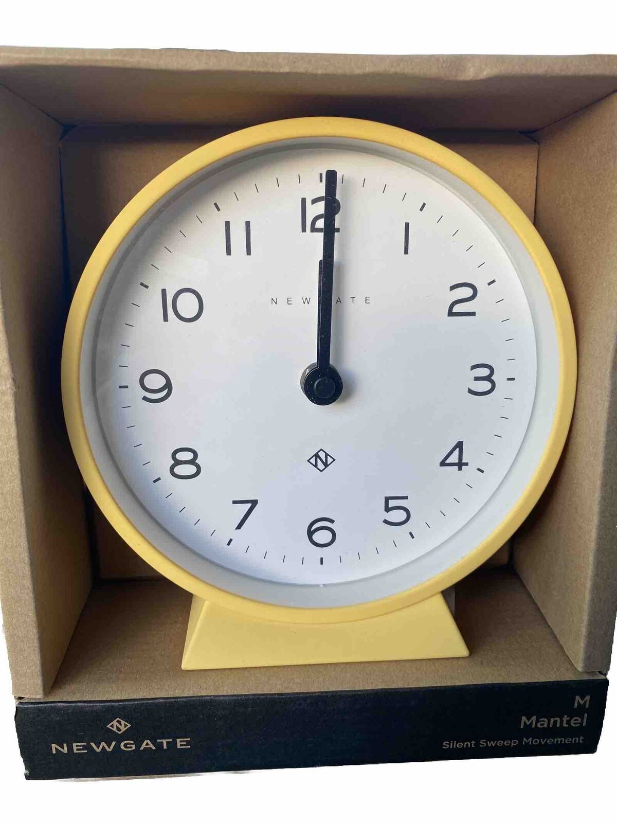 NEWGATE® M Mantel Silent Sweep Mantel Clock - 'No Tick' - A Modern Tabletop