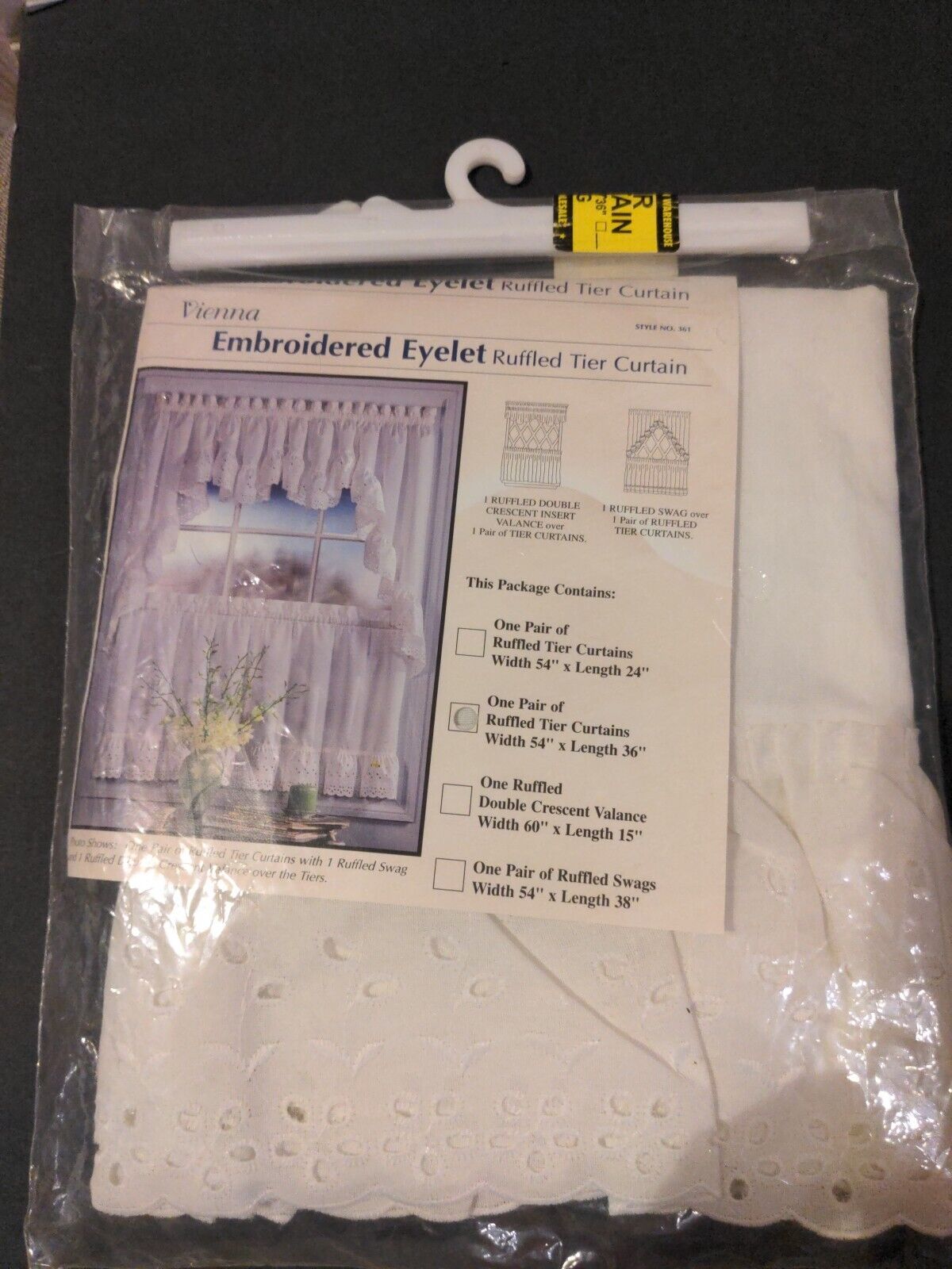 Vintage Embroidered Pair Of White Eyelet Ruffled Tier Curtains 54x36 New