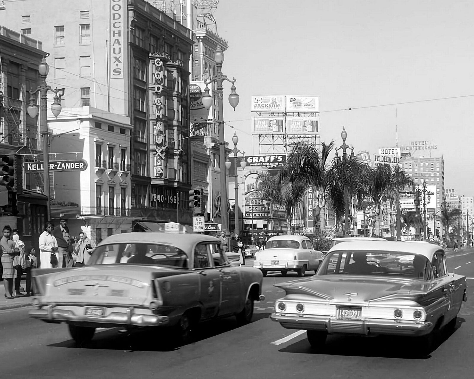 1960 NEW ORLEANS Street Scene PHOTO  (224-V)
