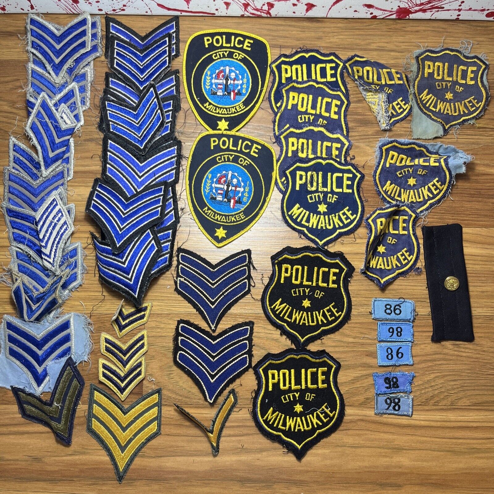 City Of Milwaukee Police Embroidered SHOULDER Patch Lot Obsolete Vintage