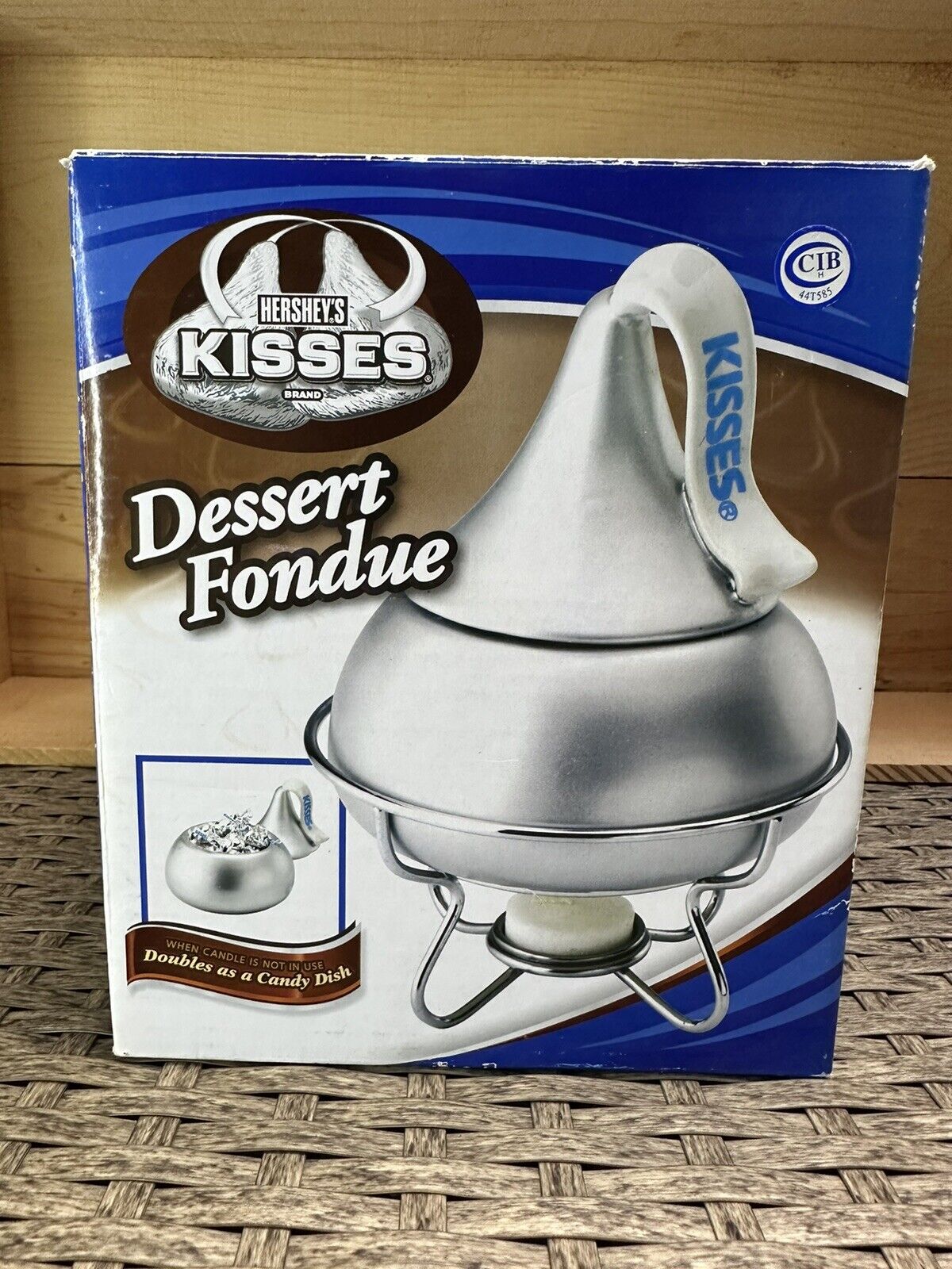 NEW Hershey's Kisses Ceramic Fondue Set NIB with Forks