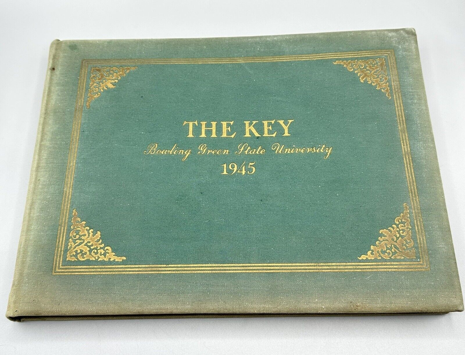 1945 Yearbook THE KEY Bowling Green State University Picture Photo Album 