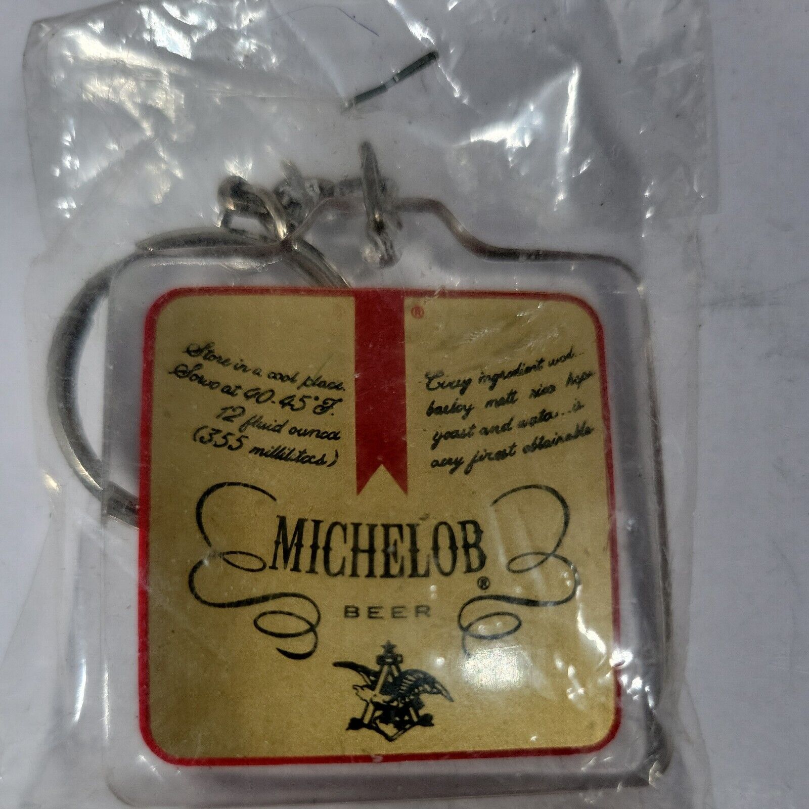 Michelob Beer Vintage Plastic Keychain Key Ring NIB NIP Gold