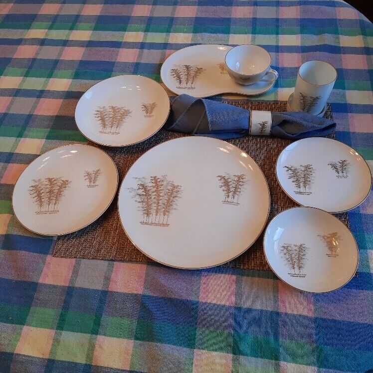4 Sets of Gold Bamboo by Fukagawa 901 Dinnerware. 40 Pieces Total Mult Available