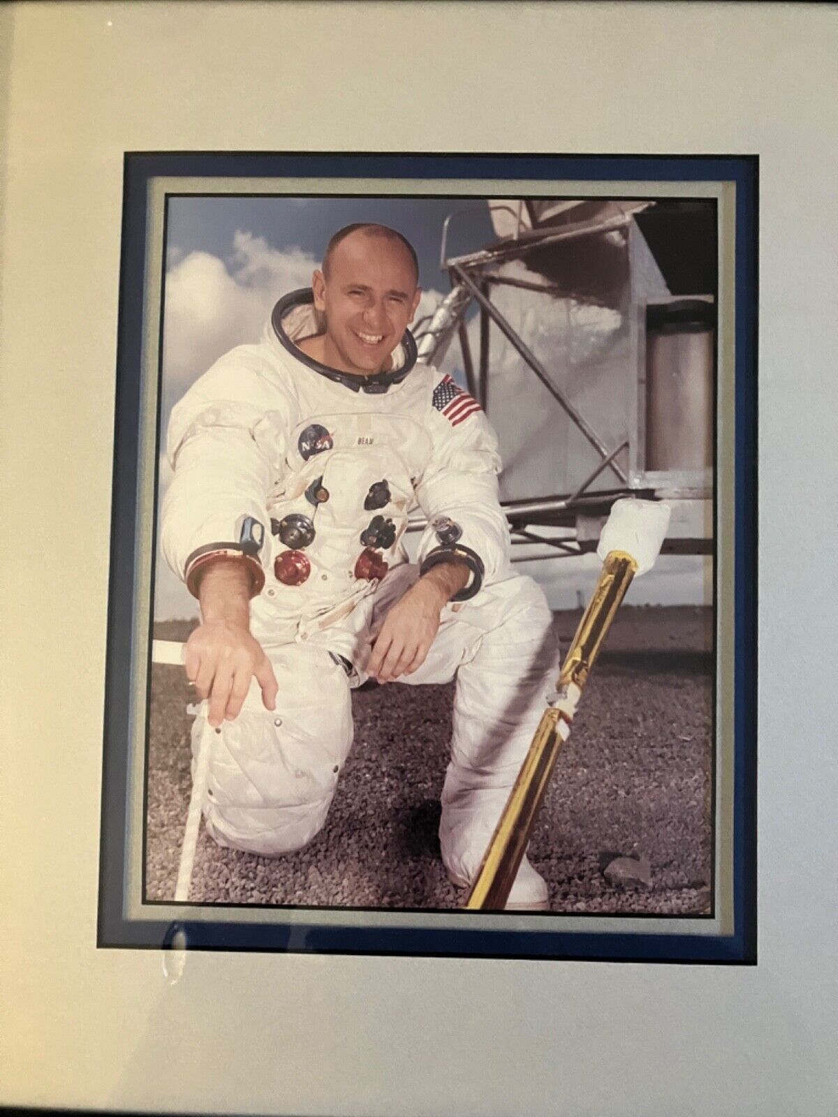 Apollo 12 Astronaut ALAN L. BEAN Signed NASA Photo (Autopen)
