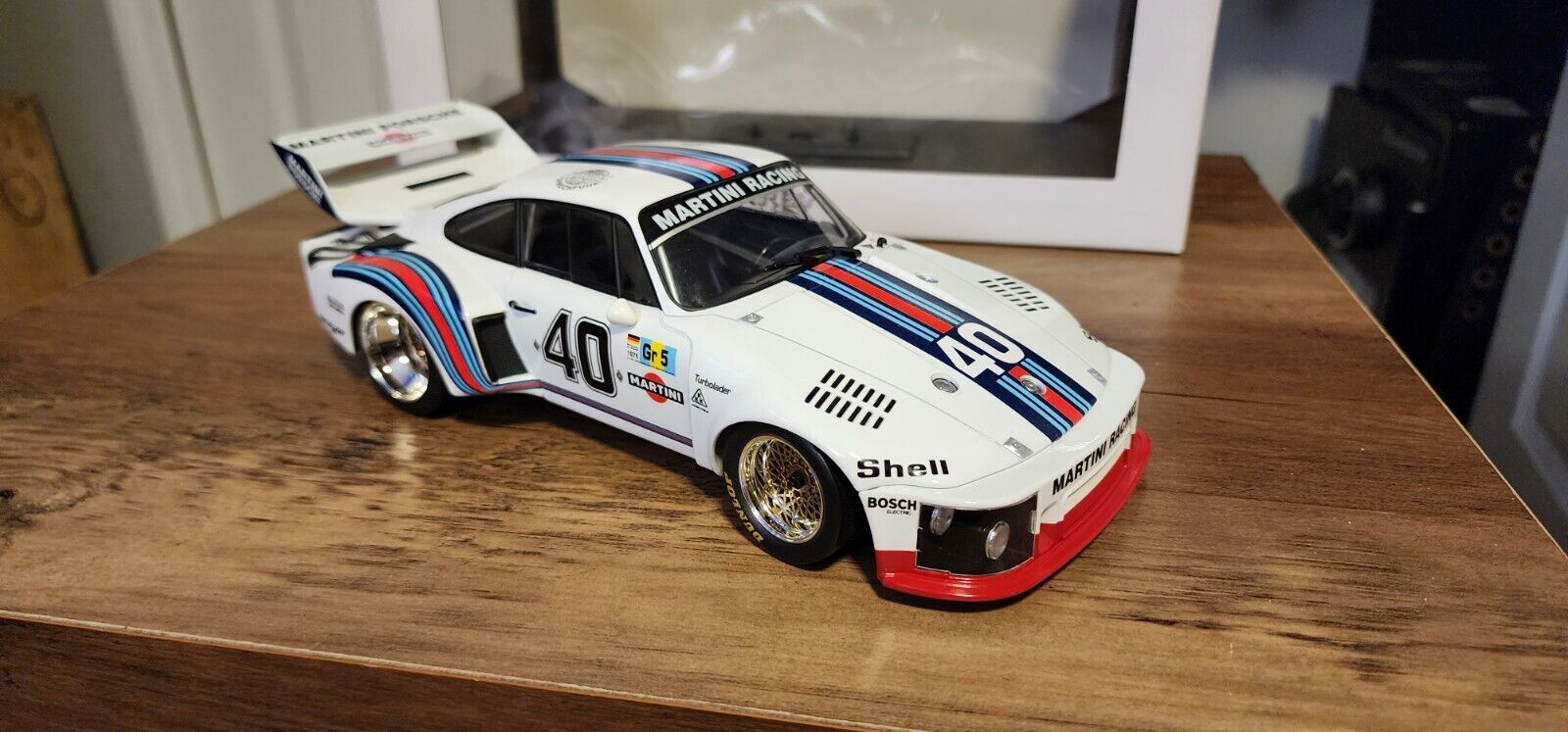 Norev 1976 Porsche 935 Martini 24h LM   Stommelen/Schurti #40 1:18 911 917k 944