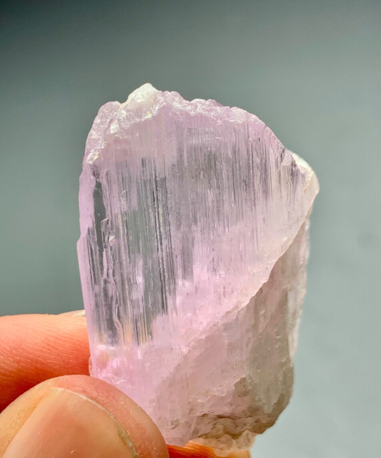 98 Cts Beautiful  Terminated Pink Kunzite from Afghanistan