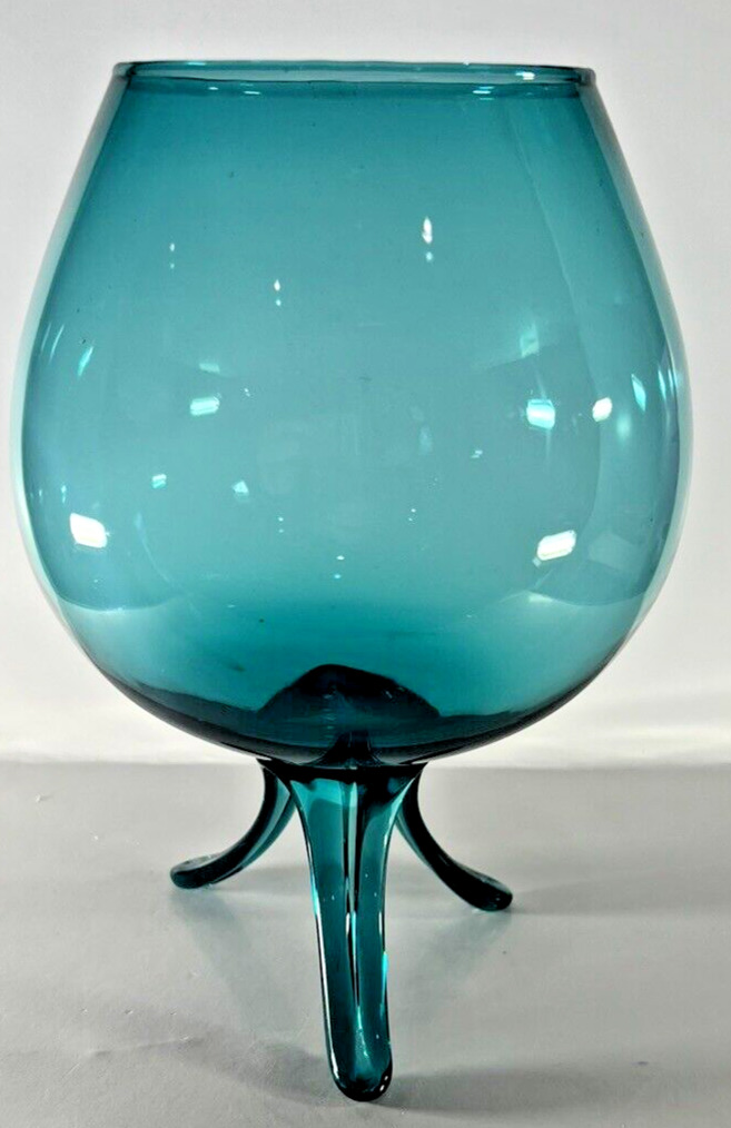 Vintage BLUE GLASS 3 FOOTED PEDESTAL DISH BOWL 8 inch