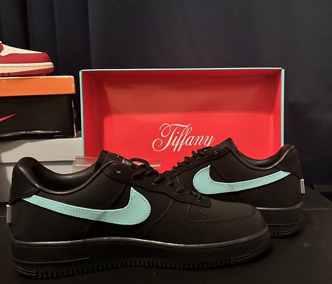 Nike X Tiffany & Co. Airforce 1 (SIZE 10) *NEW*