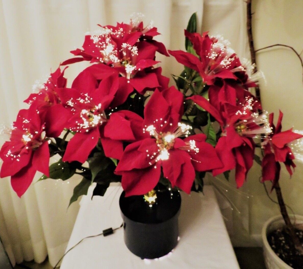 Christmas Light Build Velvet Red Silk Poinsettia Artificial 27\