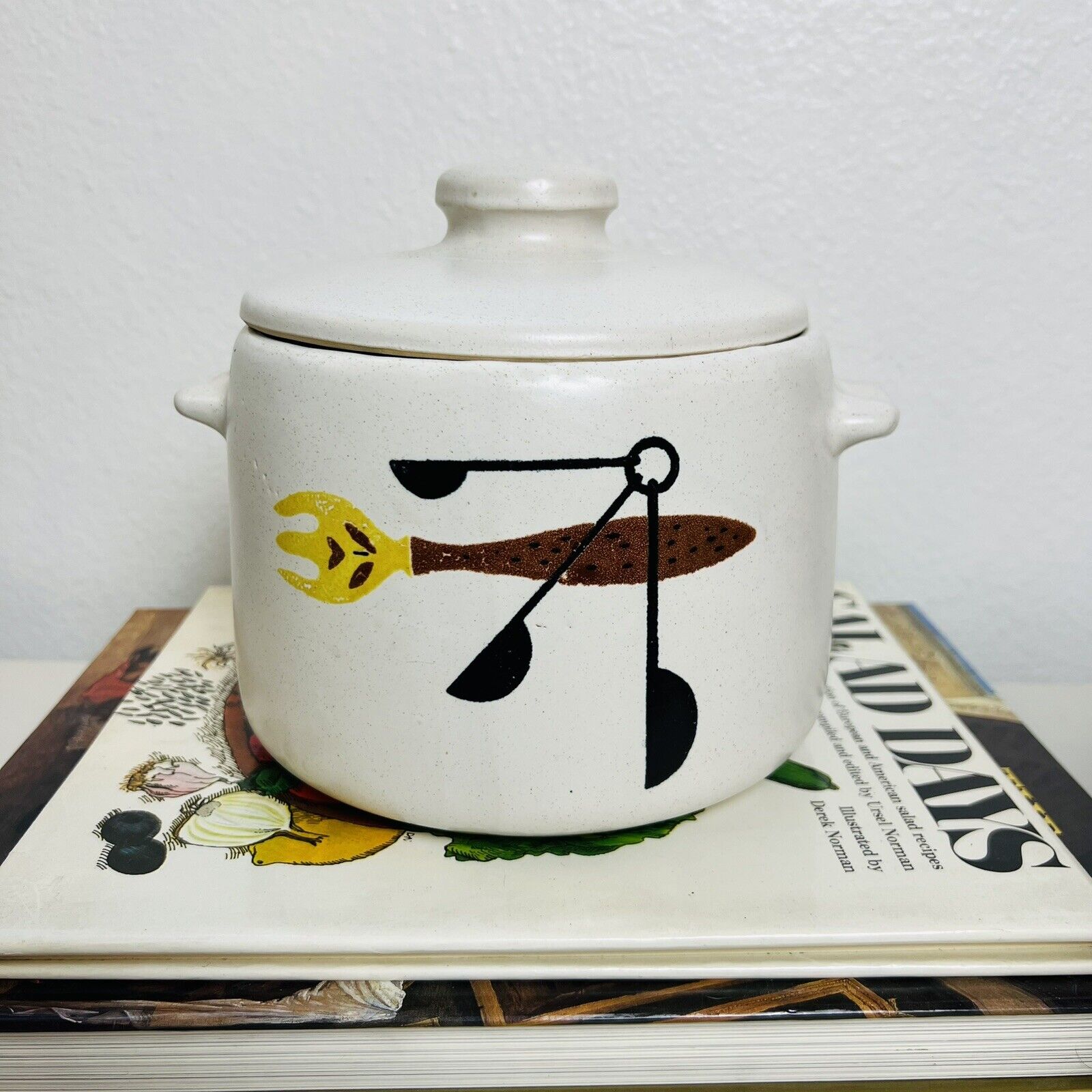 Vintage Mid Century West Bend Stoneware Bean Crock Pot & Lid Fork Spoon Design