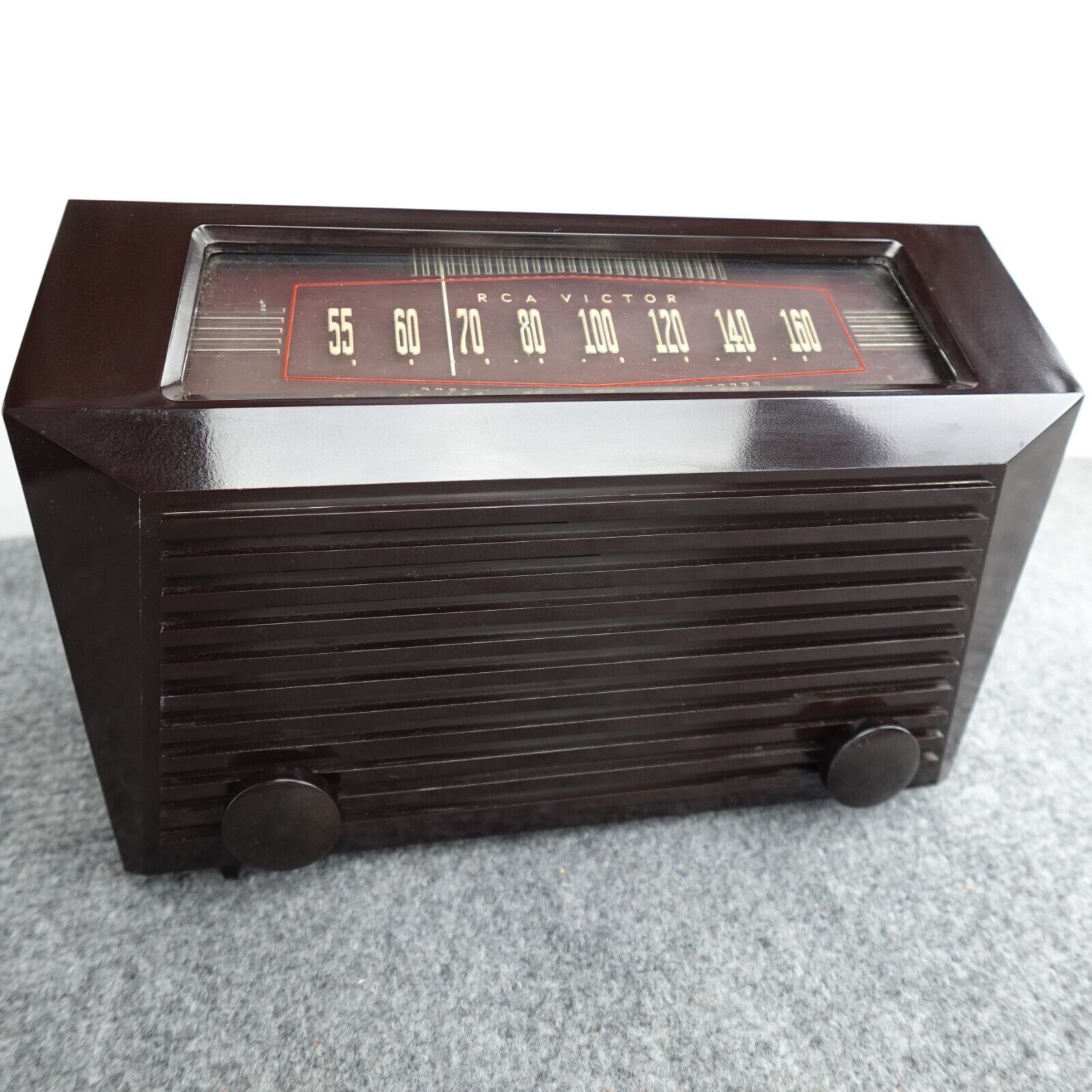 RCA Victor Tube Radio AM Model 9X641 Tabletop 1950 Works Bakelite Loud Volume