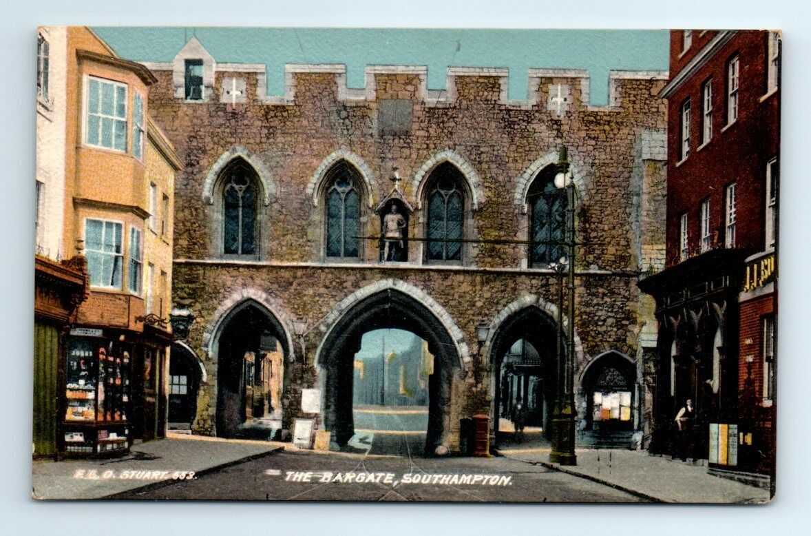VTG The Bargate Southampton England Uk Unposted Postcard Printed in Germany