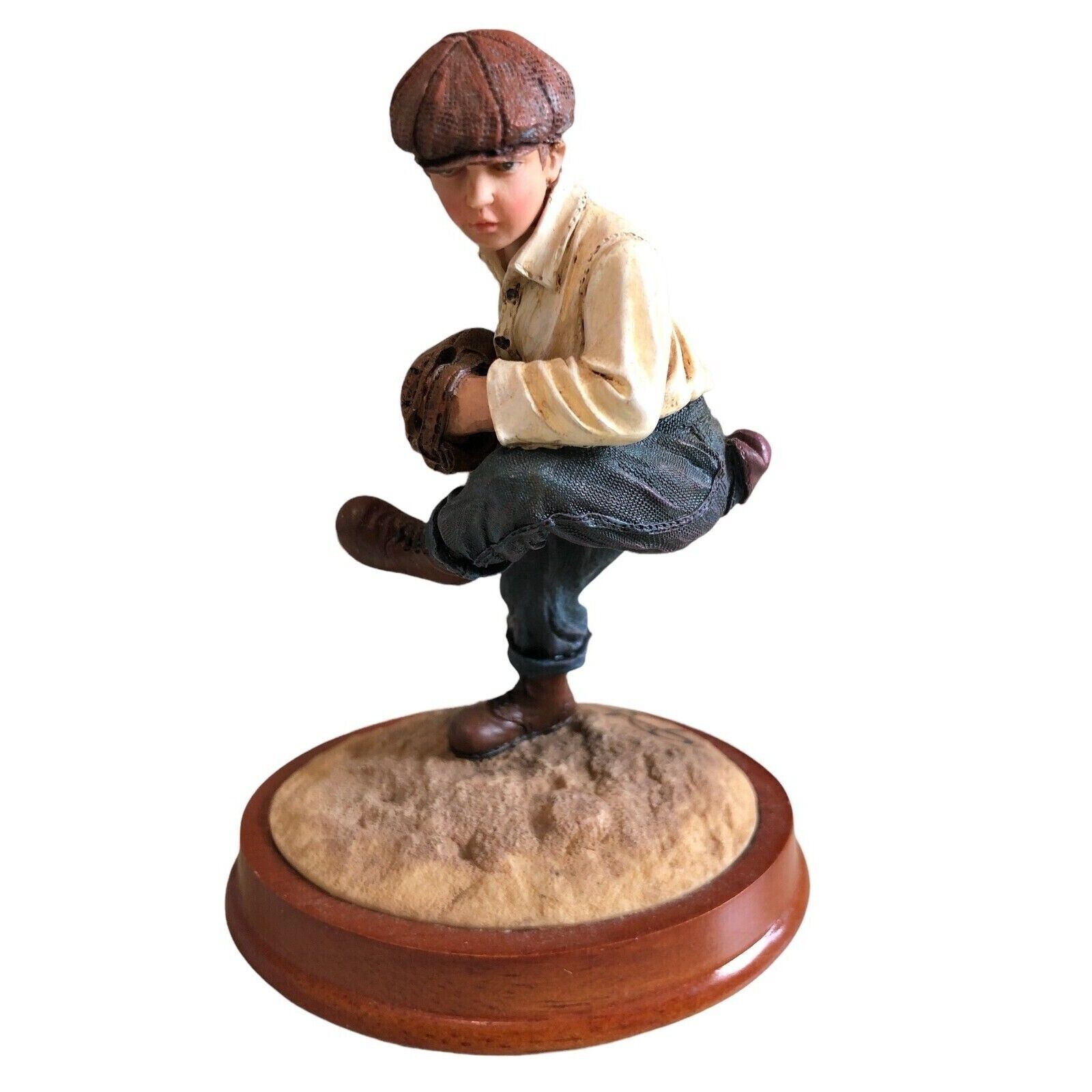 Vanmark Timeless Treasures The Wind Up Figurine Jim Daly Baseball Pitcher 88754