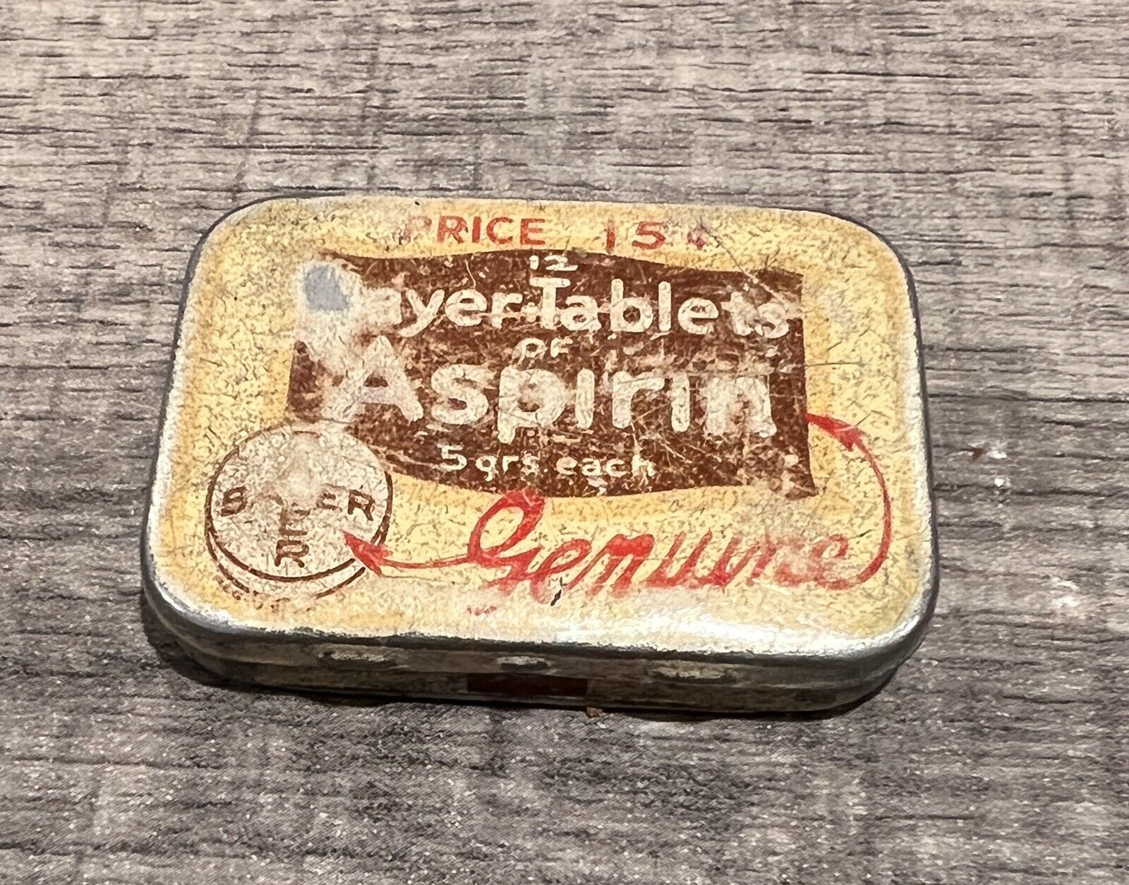 Vintage Bayer Aspirin Metal Tin 12 Tablet 15 Cents Genuine See PICS