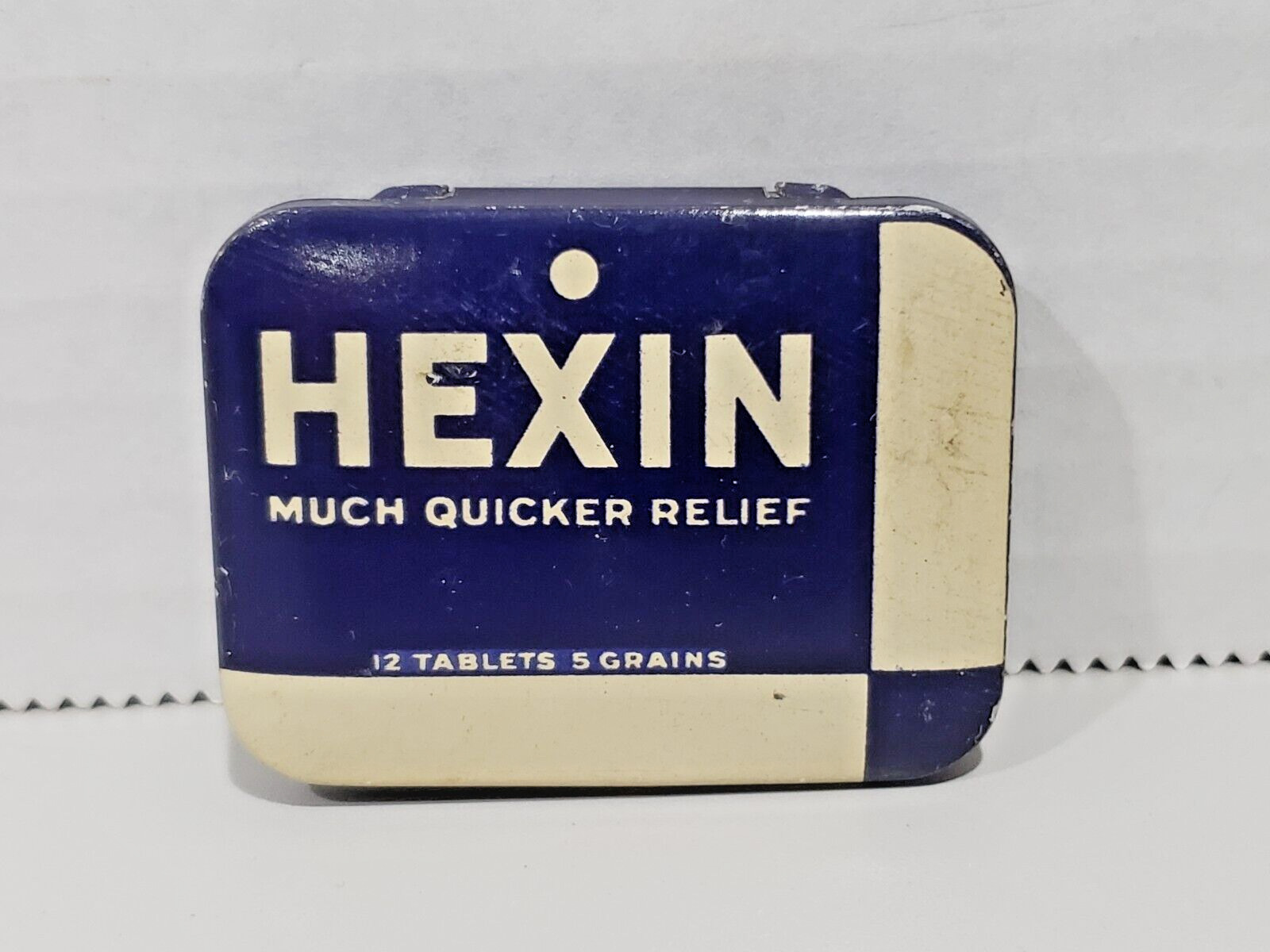 Vintage Hexin Painkiller Medicine Tin