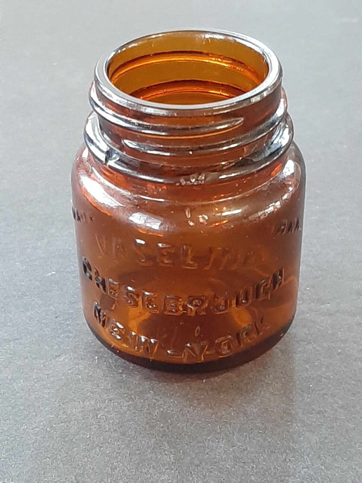 Vintage Vaseline Chesebrouch New-York Small Jar