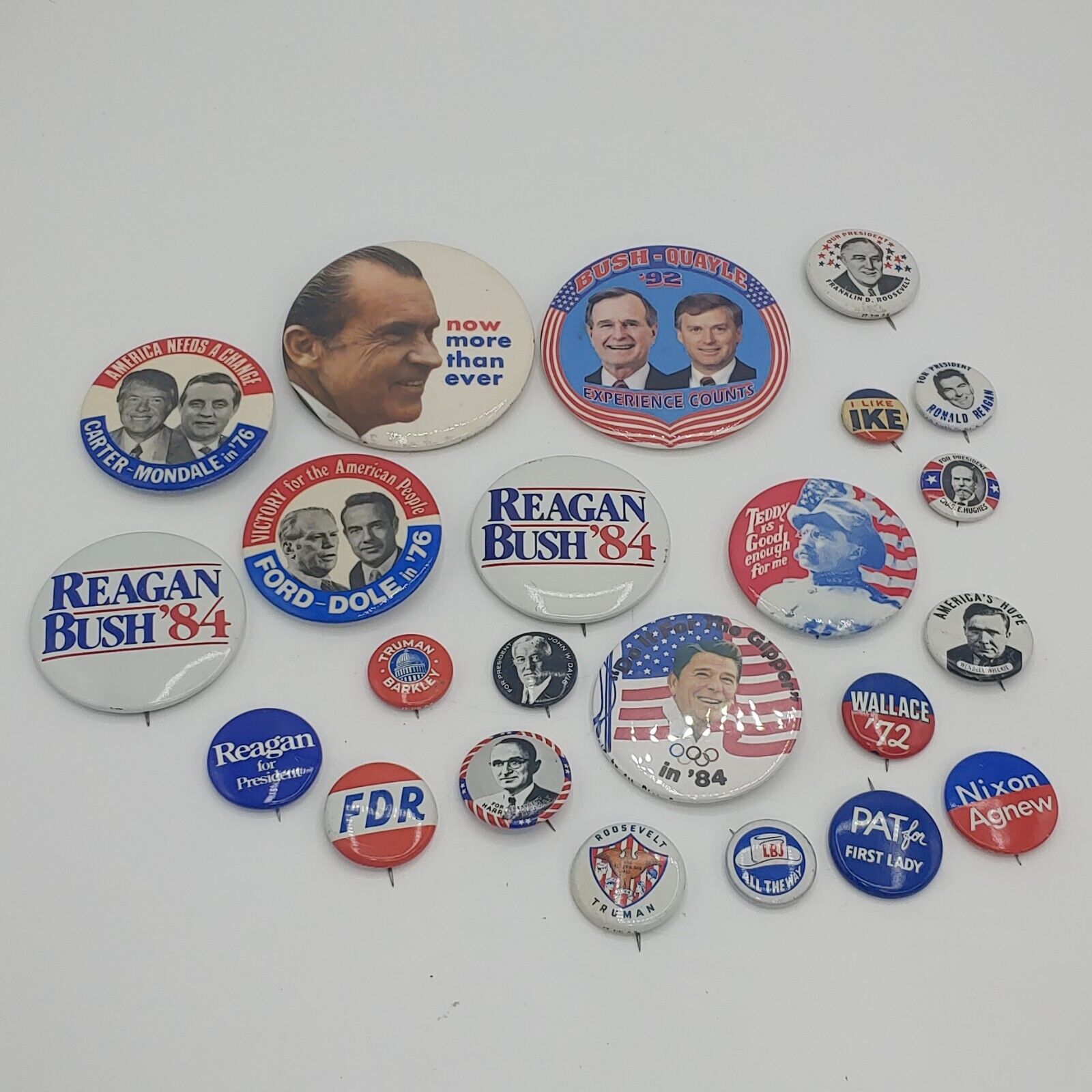 Lot of Political Campaign Buttons Pins Reagan Bush Nixon Carter 60s-90s