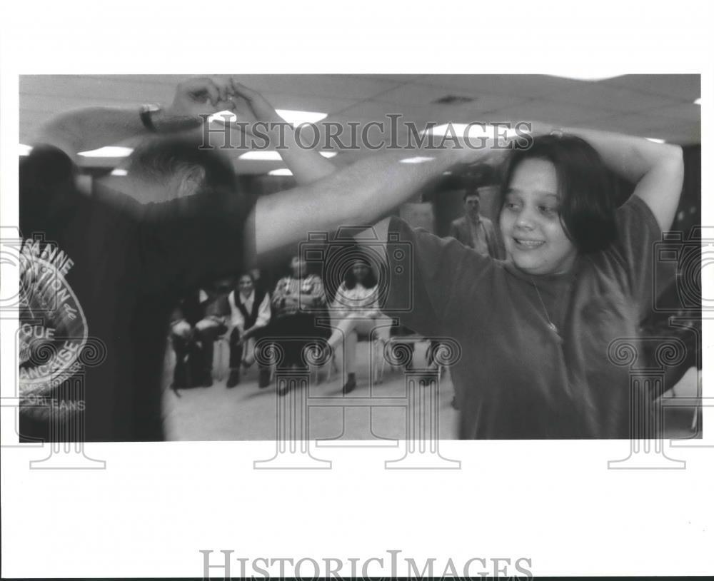 1994 Press Photo Raquel Gerrets dances with Robert MacDonald of Cajun Music