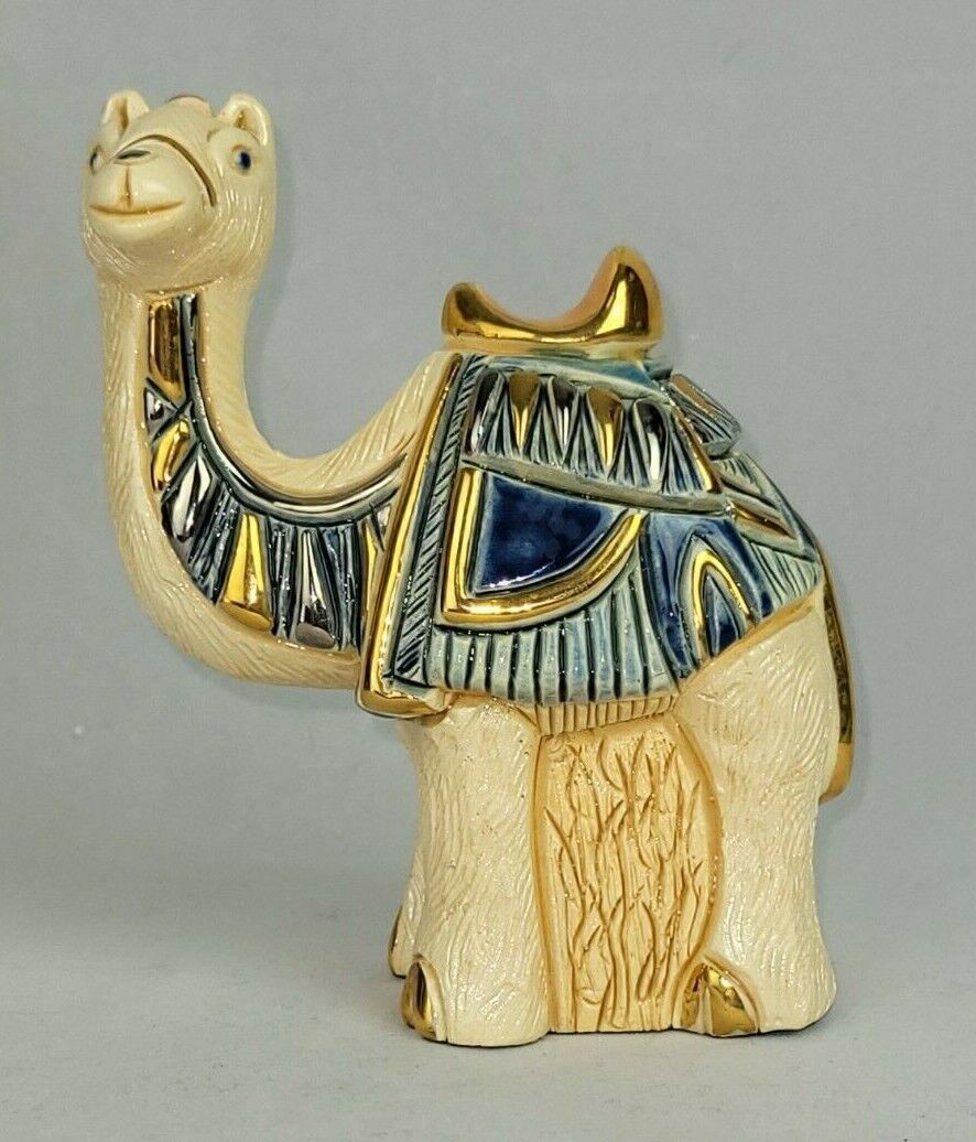Artesania Rinconada Camel 2002 Collector's Society Member's Piece #768