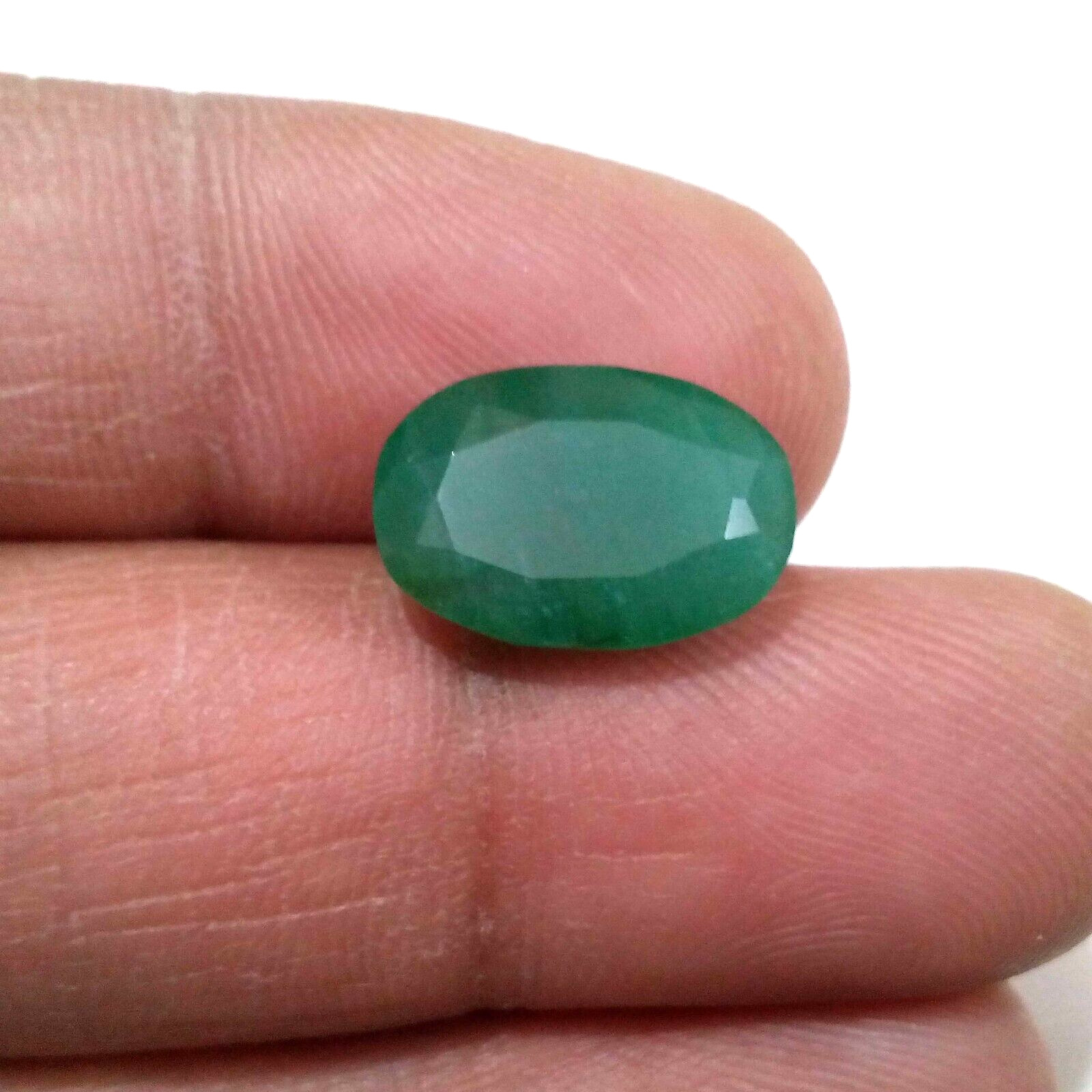 Excellent Zambian Emerald Oval Shape 6.90 Crt Top Green Faceted Loose Gemstone