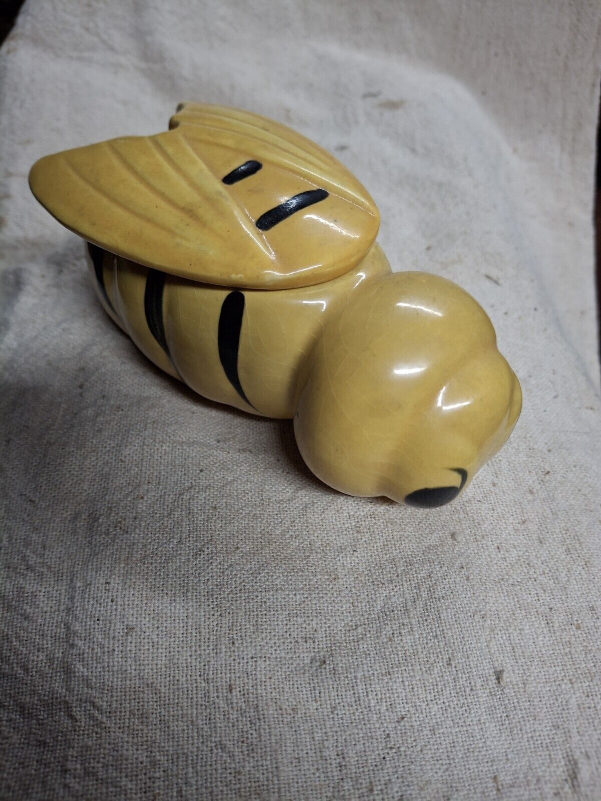 Vintage 1950s Kitsch Anthropomorphic Bumble Bee Honey Pot