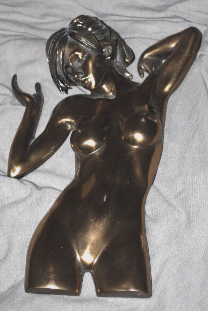 Female Body shaped Wall Art, cool kitschy  80s Look, 2 Dimensional, Gold Color