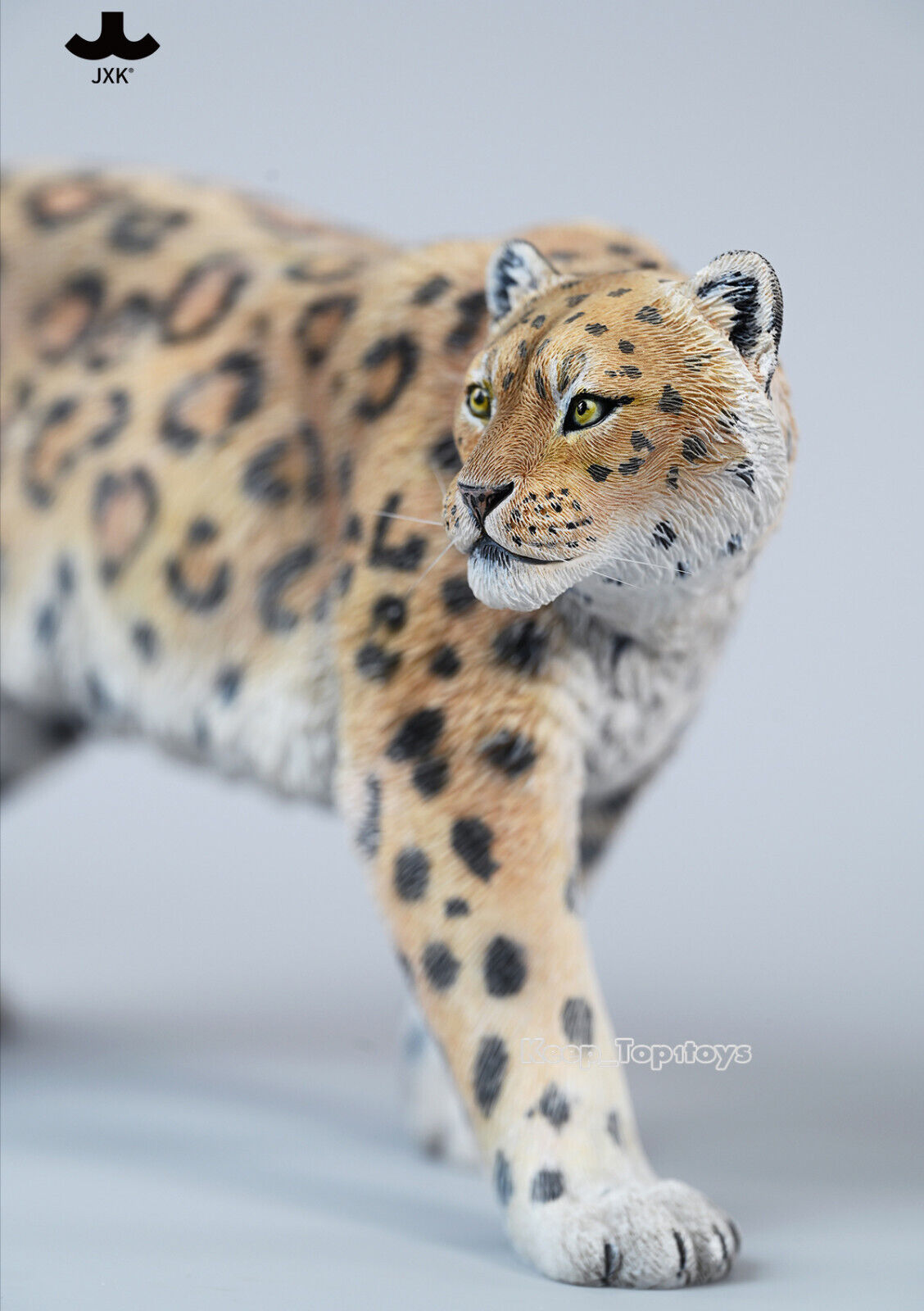 1/6 Snow Leopard Model Resin Statue Wild Animal Figure Collection Pre-sell Decor