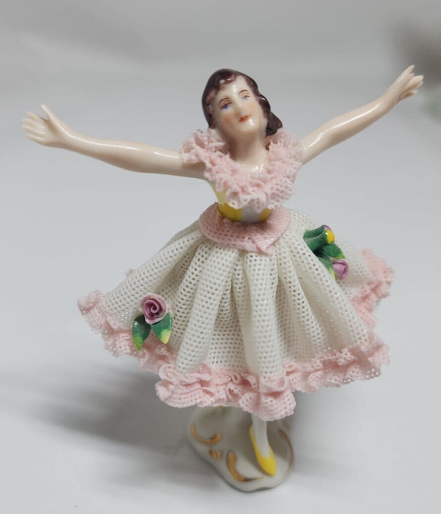 Vintage Dresden-Att Ballerina Porcelain Lace 3.1/2 inchs tall