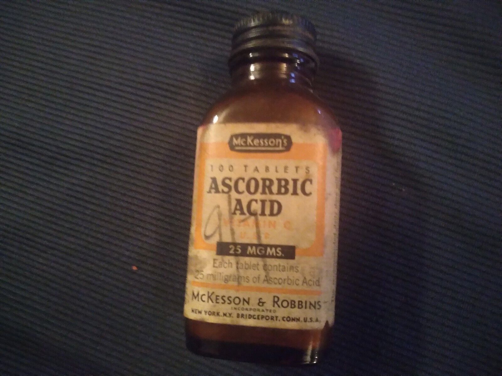 Vintage Mckesson\'s 100 Tablets Ascorbic Acid 25 MGMS. bottle Has Wear 