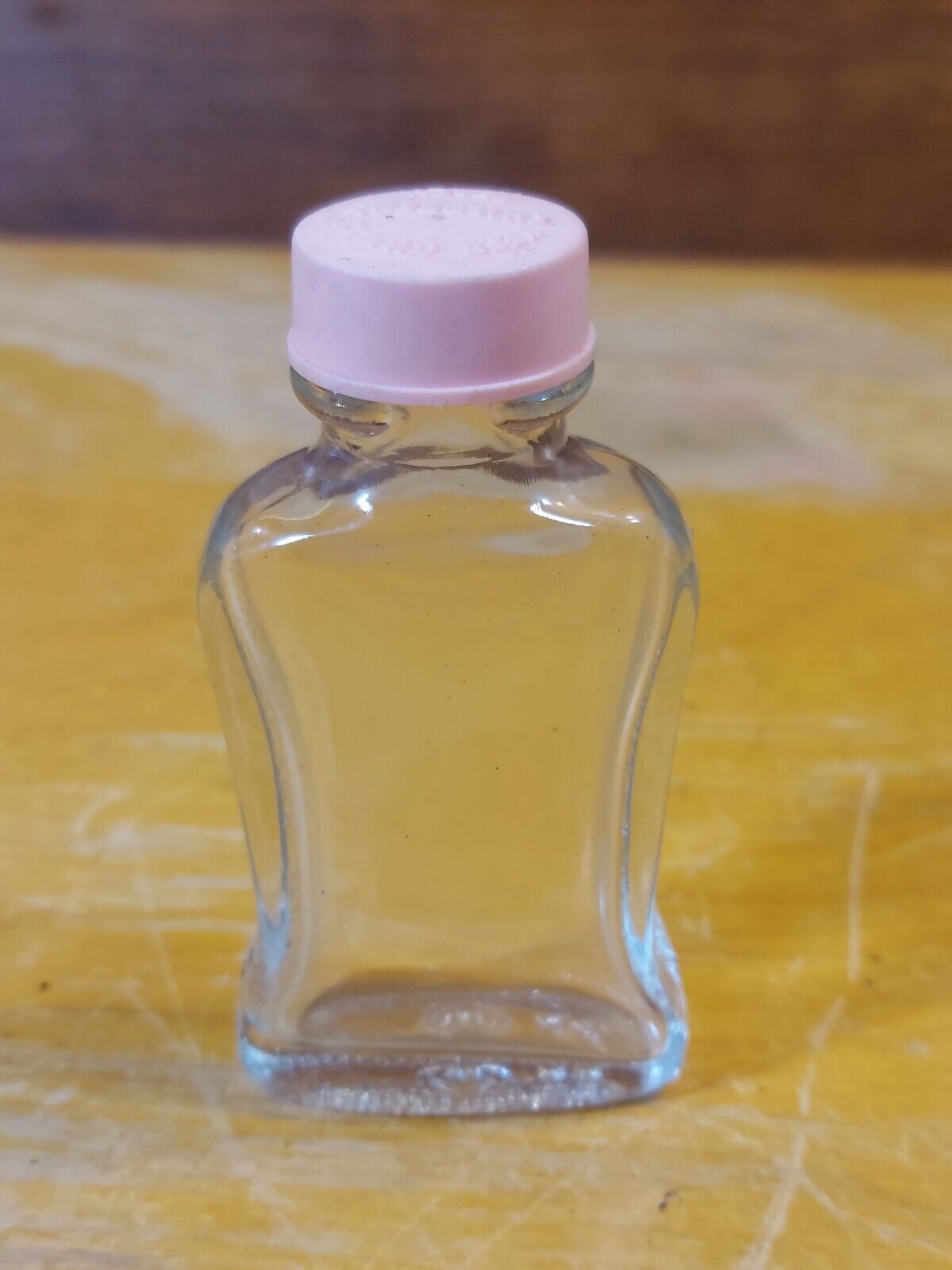 Vintage 1960s Bayer Aspirin Glass Medicine Bottle Pink Lid Pop Top 3” Bottle