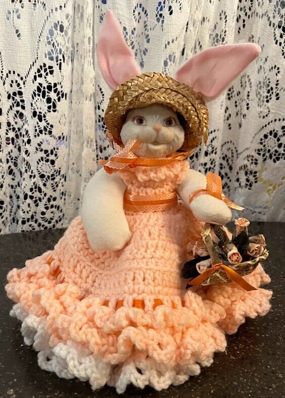 BUNNY anthropomorphic Crochet VTG Peach Hand Made deodorizer cover up COLLECTORS